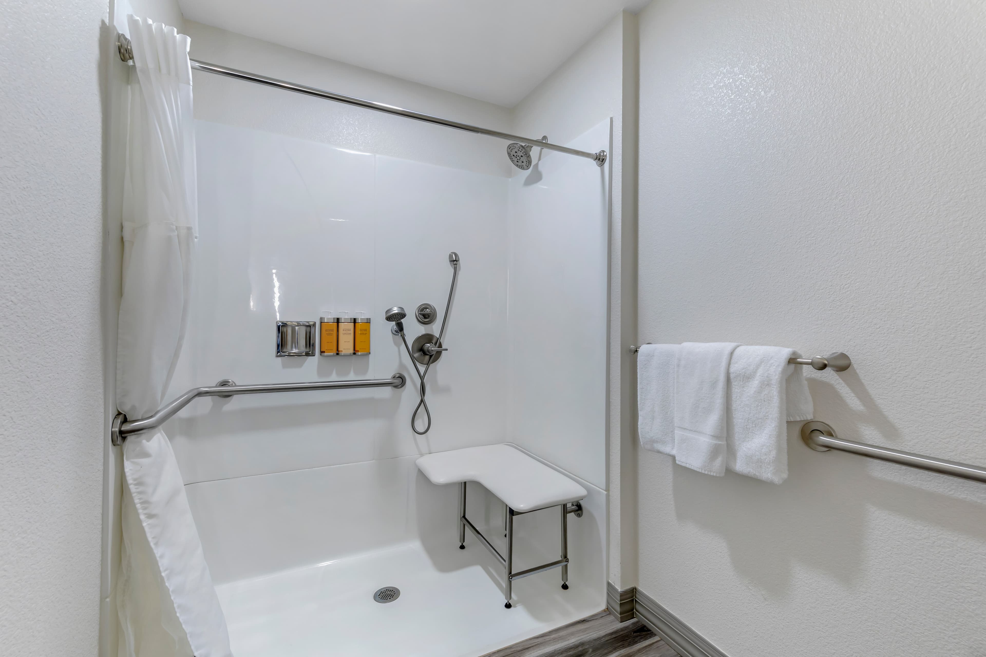 Hillstone Inn Tulare, an Ascend Collection Hotel — 18