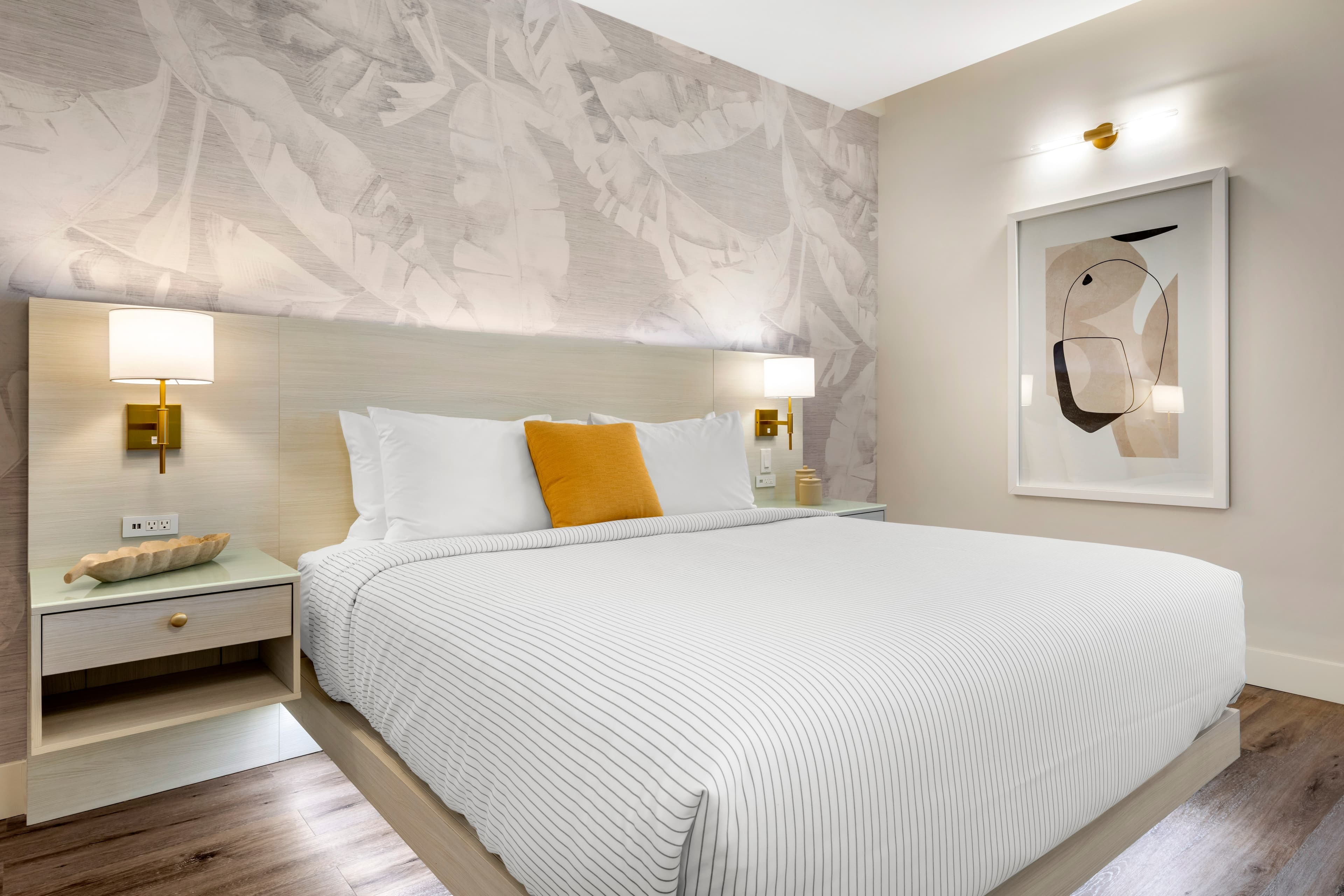 Cambria Hotel Calabasas - Malibu - Image 4