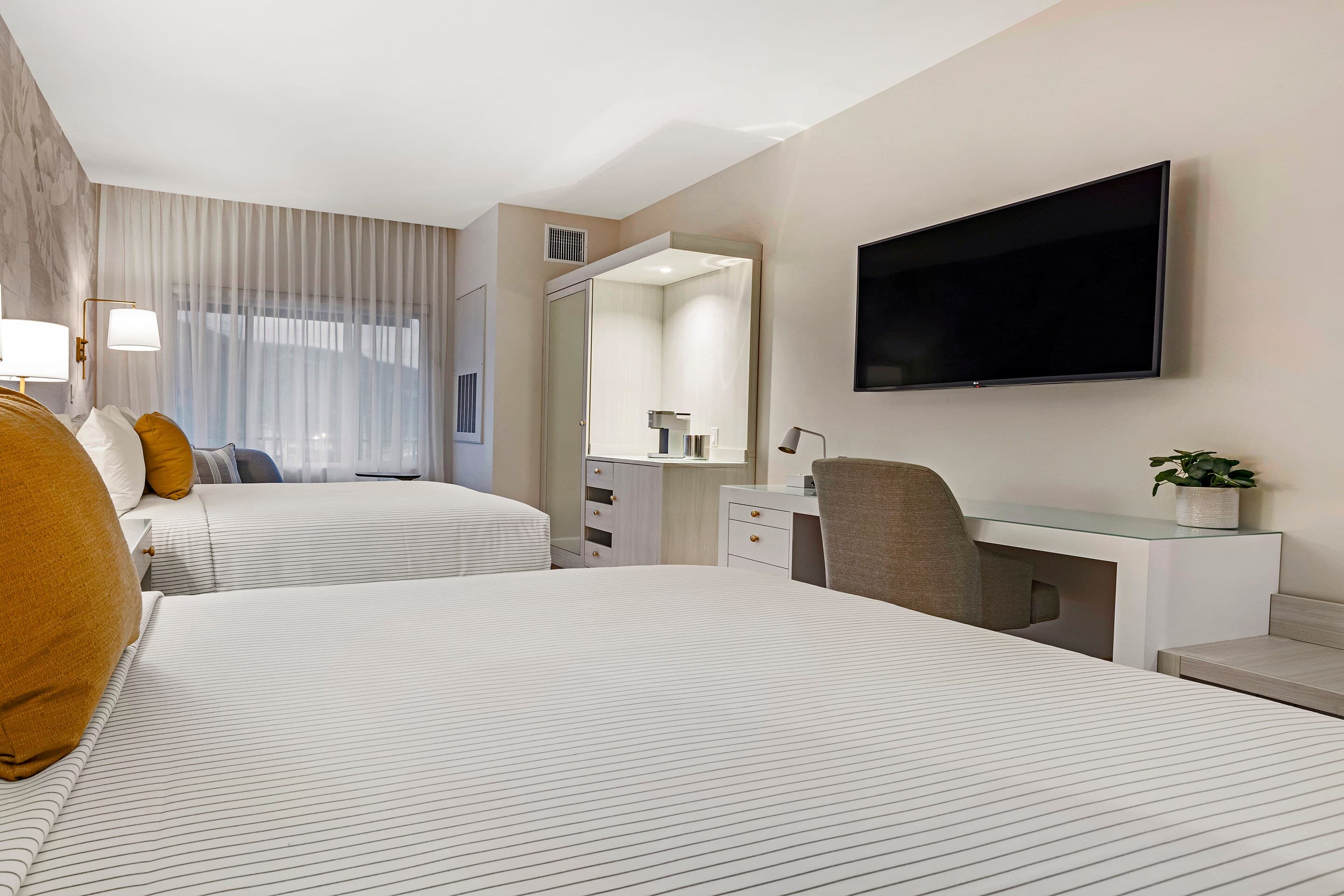 Cambria Hotel Calabasas - Malibu — 7