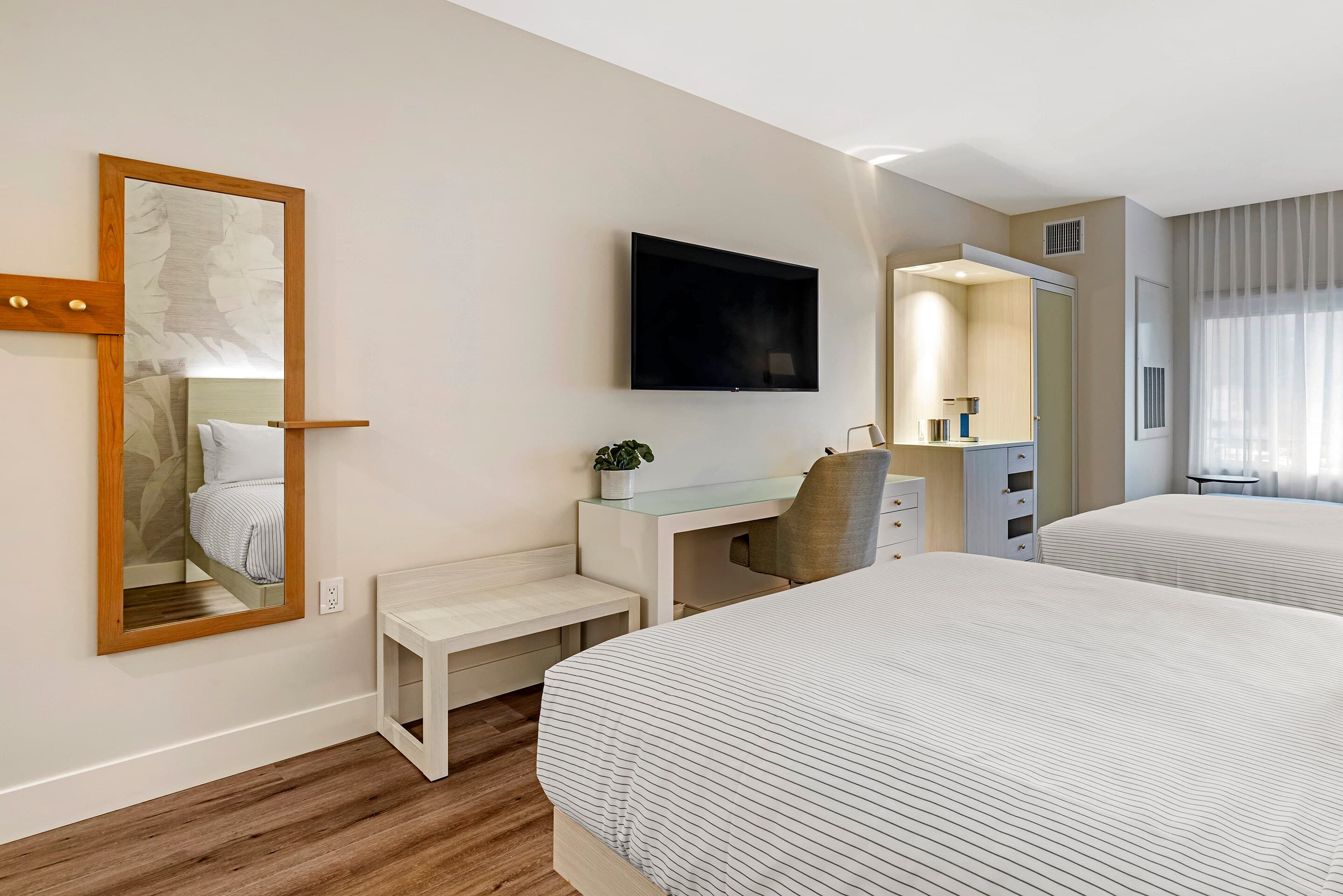 Cambria Hotel Calabasas - Malibu — 21