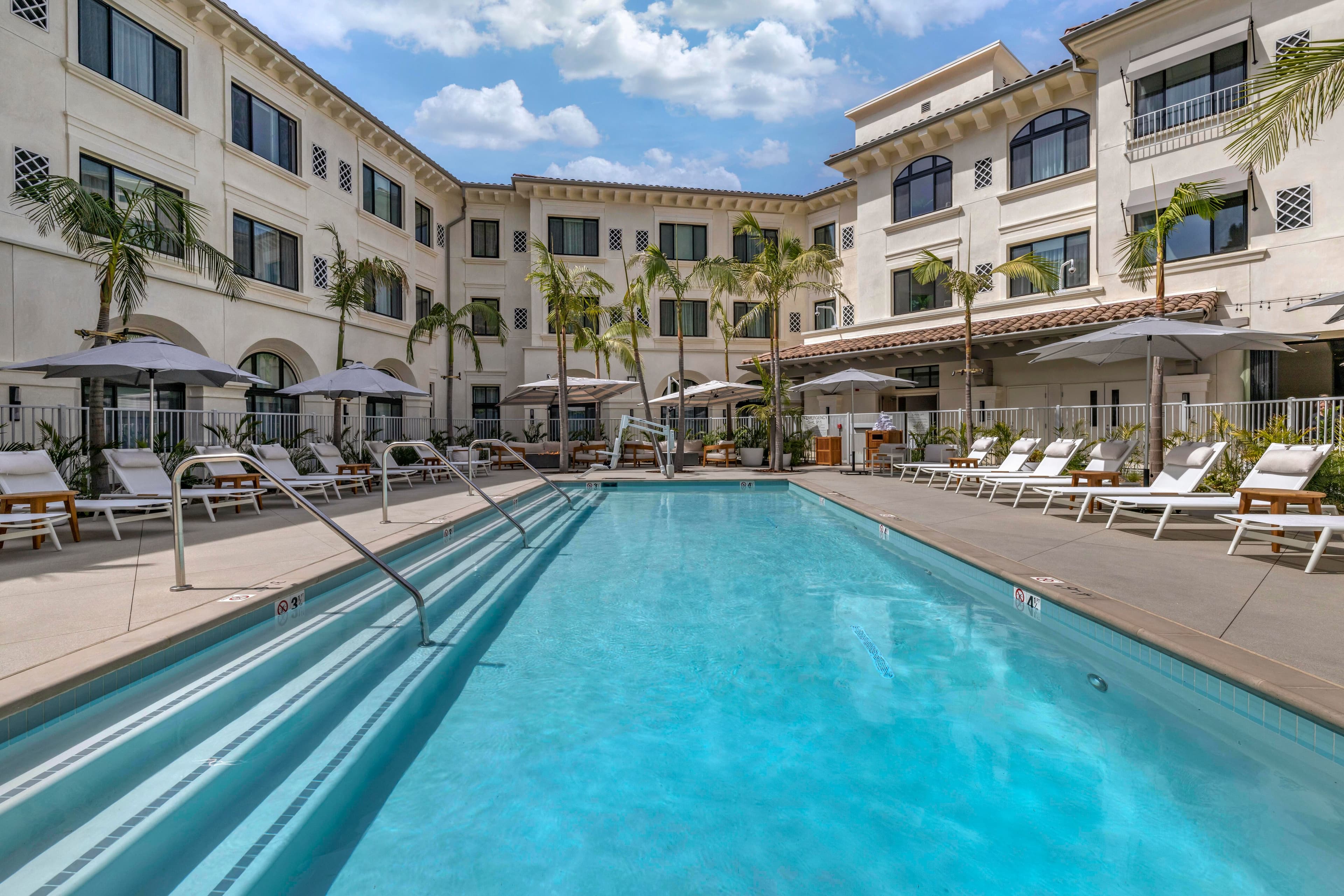 Cambria Hotel Calabasas - Malibu — 18