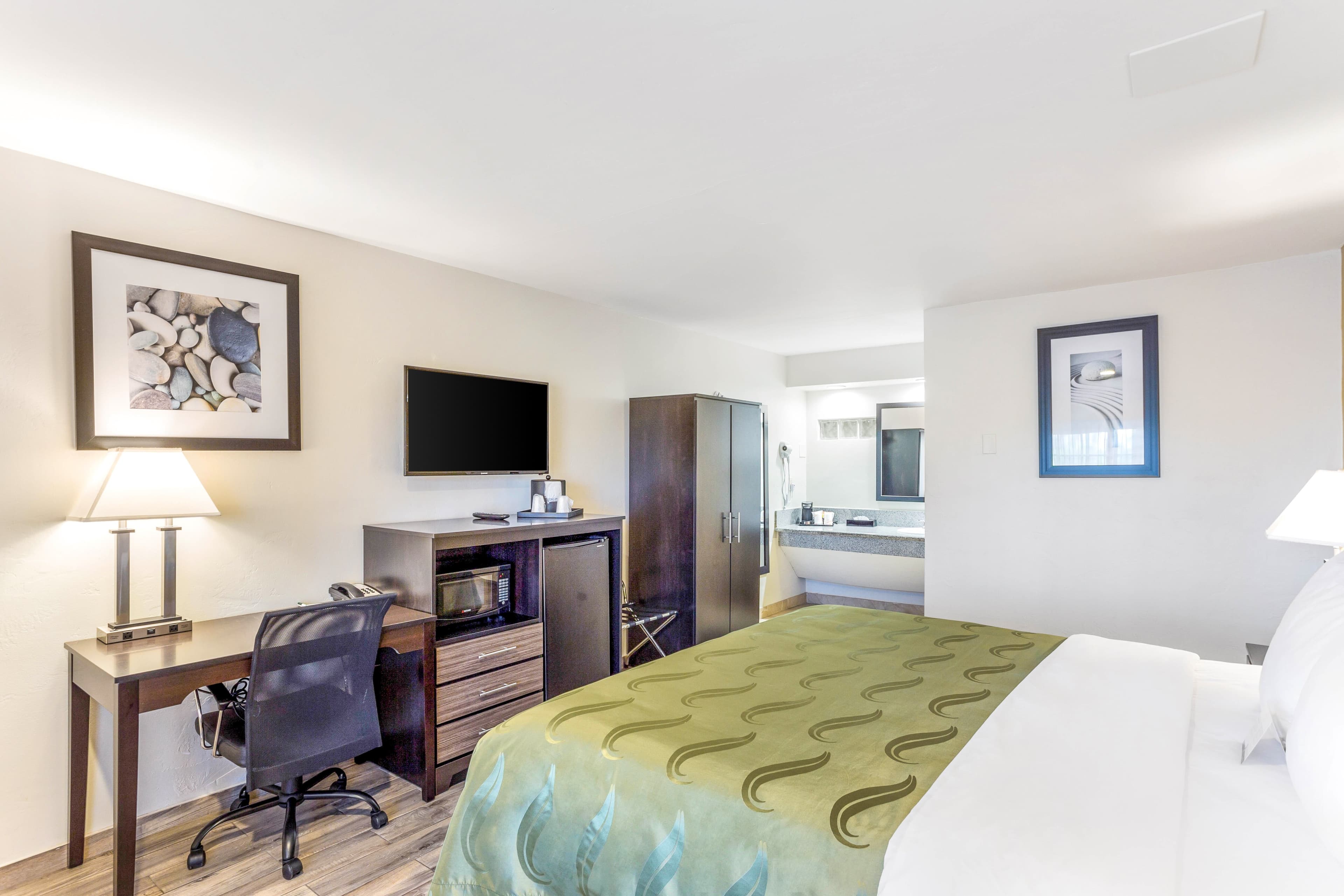 Quality Inn Escondido San Diego North County — 13