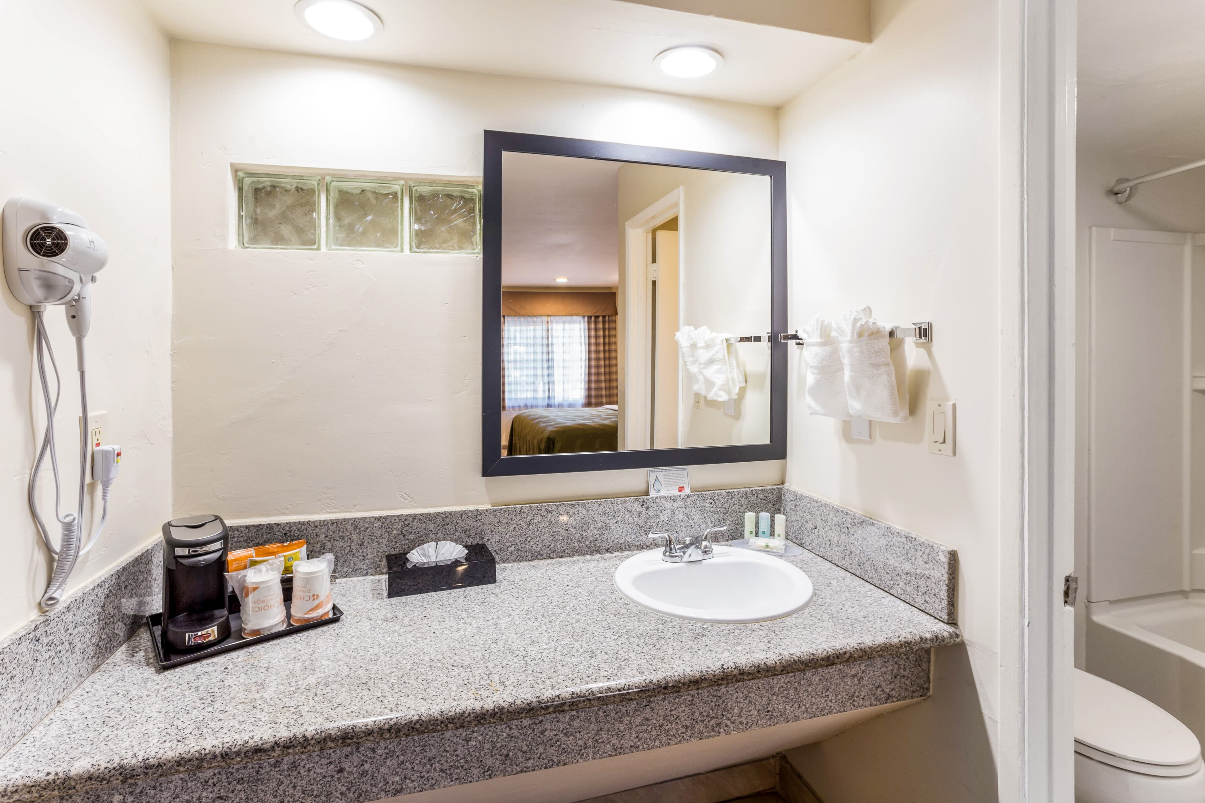 Quality Inn Escondido San Diego North County — 18