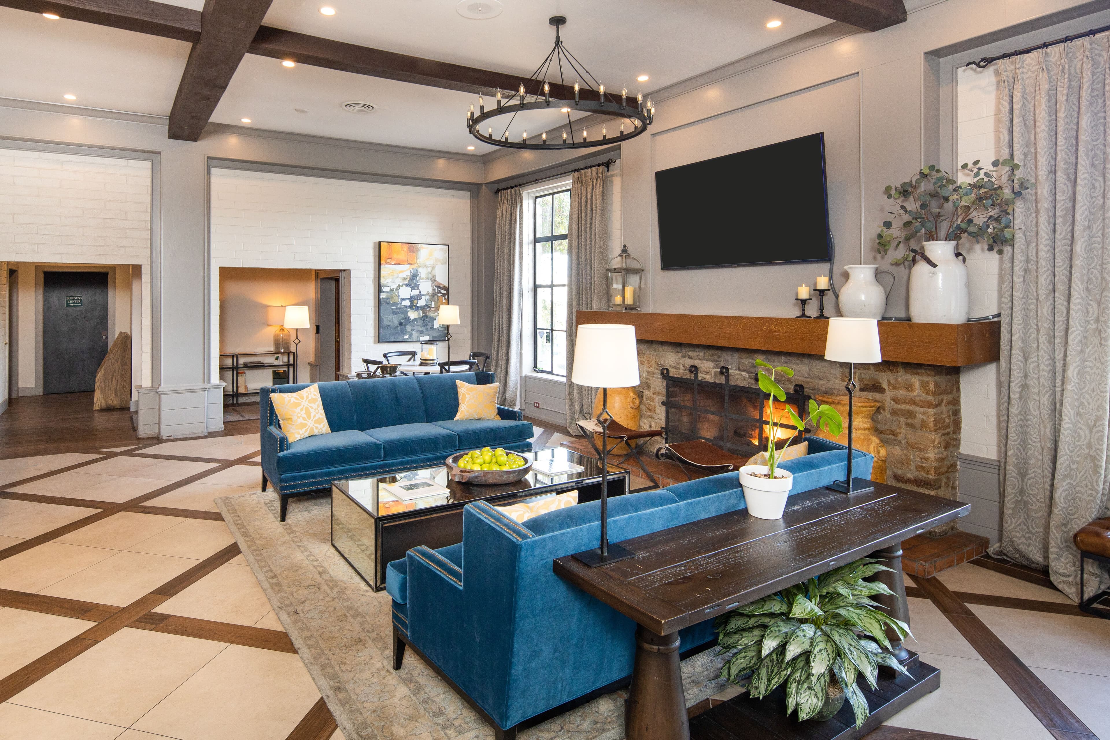 Inn Marin and Suites, an Ascend Collection Hotel - Image 1