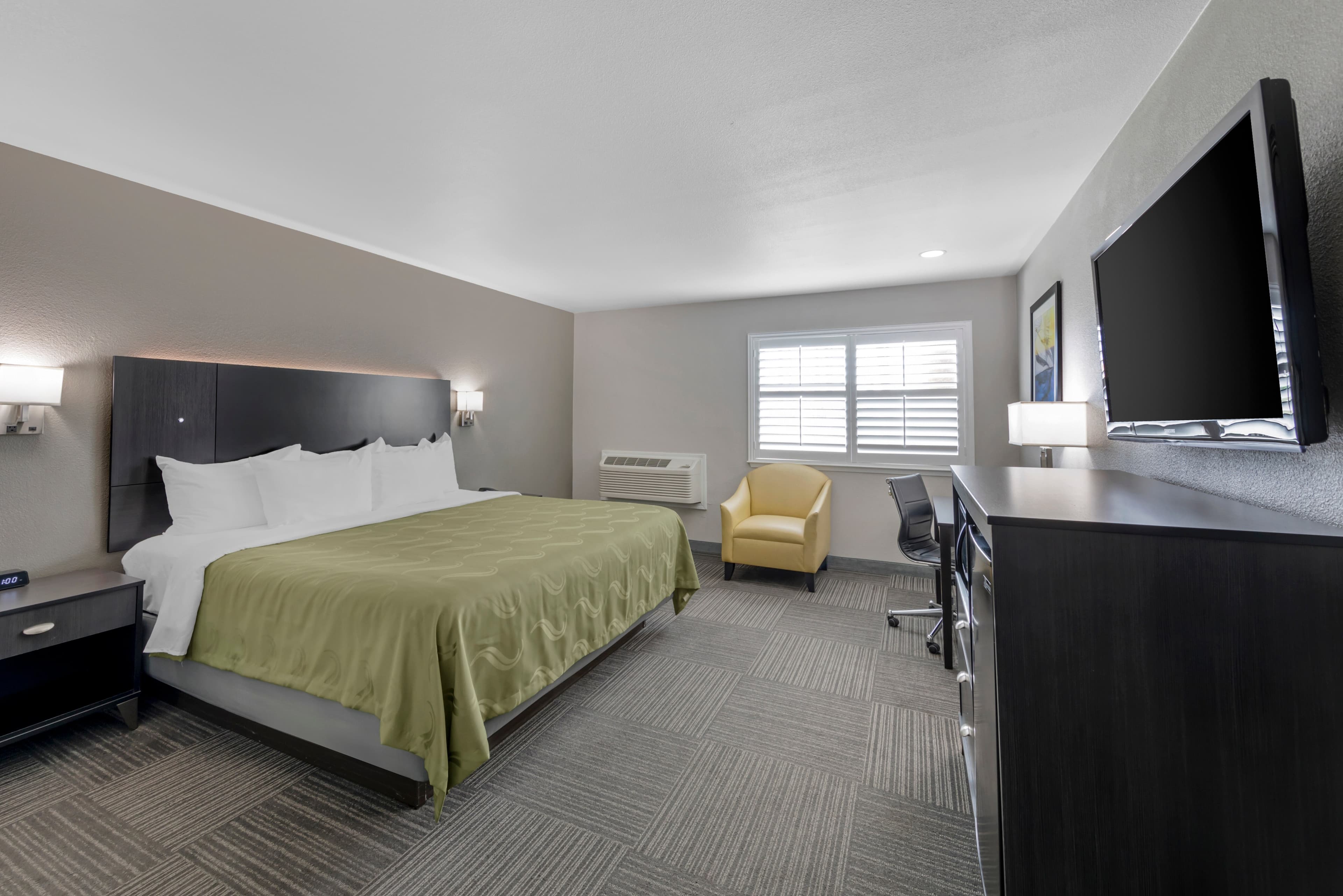 Quality Inn Kettleman City near Hwy 41 - Image 1