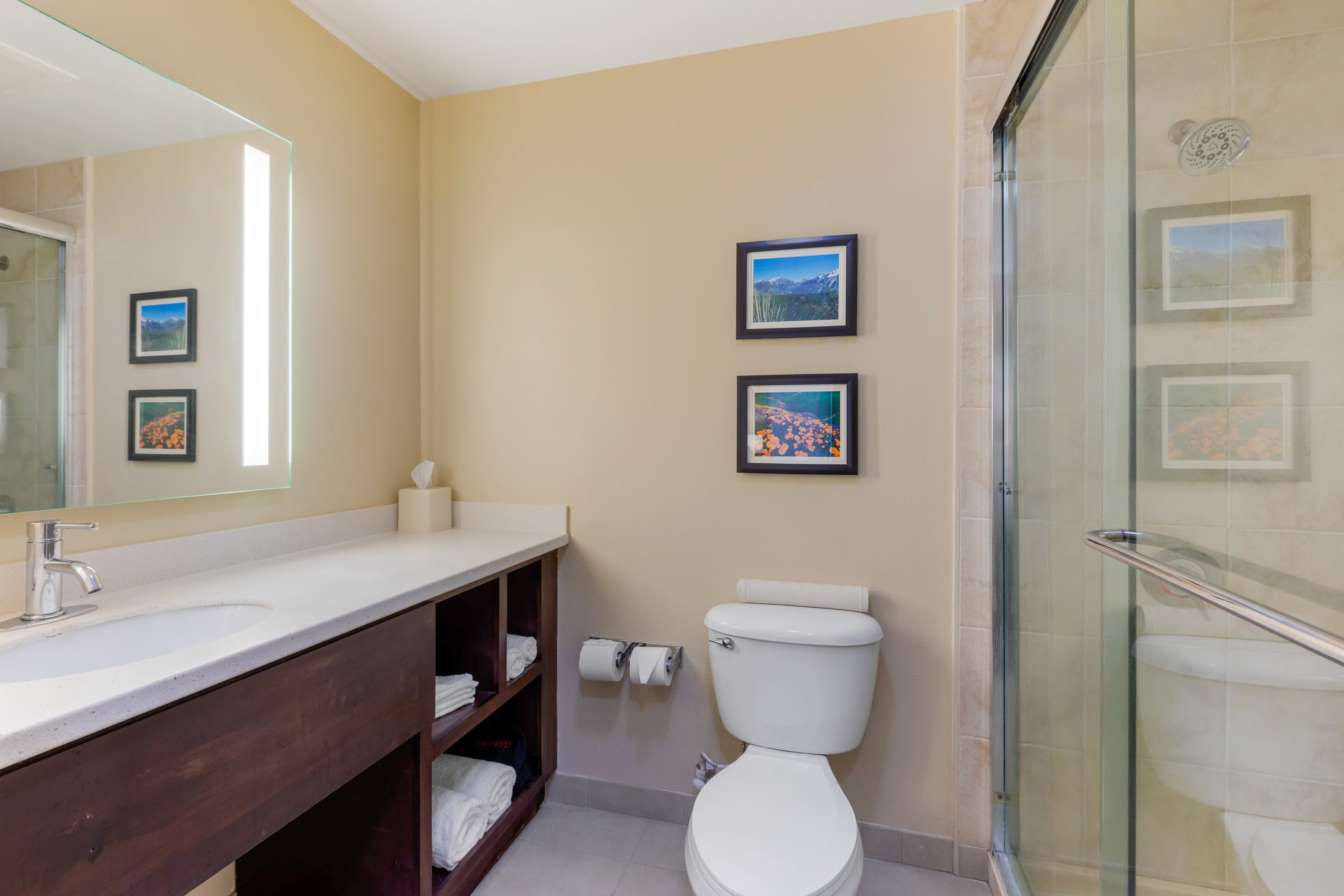 Comfort Inn & Suites Near Ontario Airport - Image 5