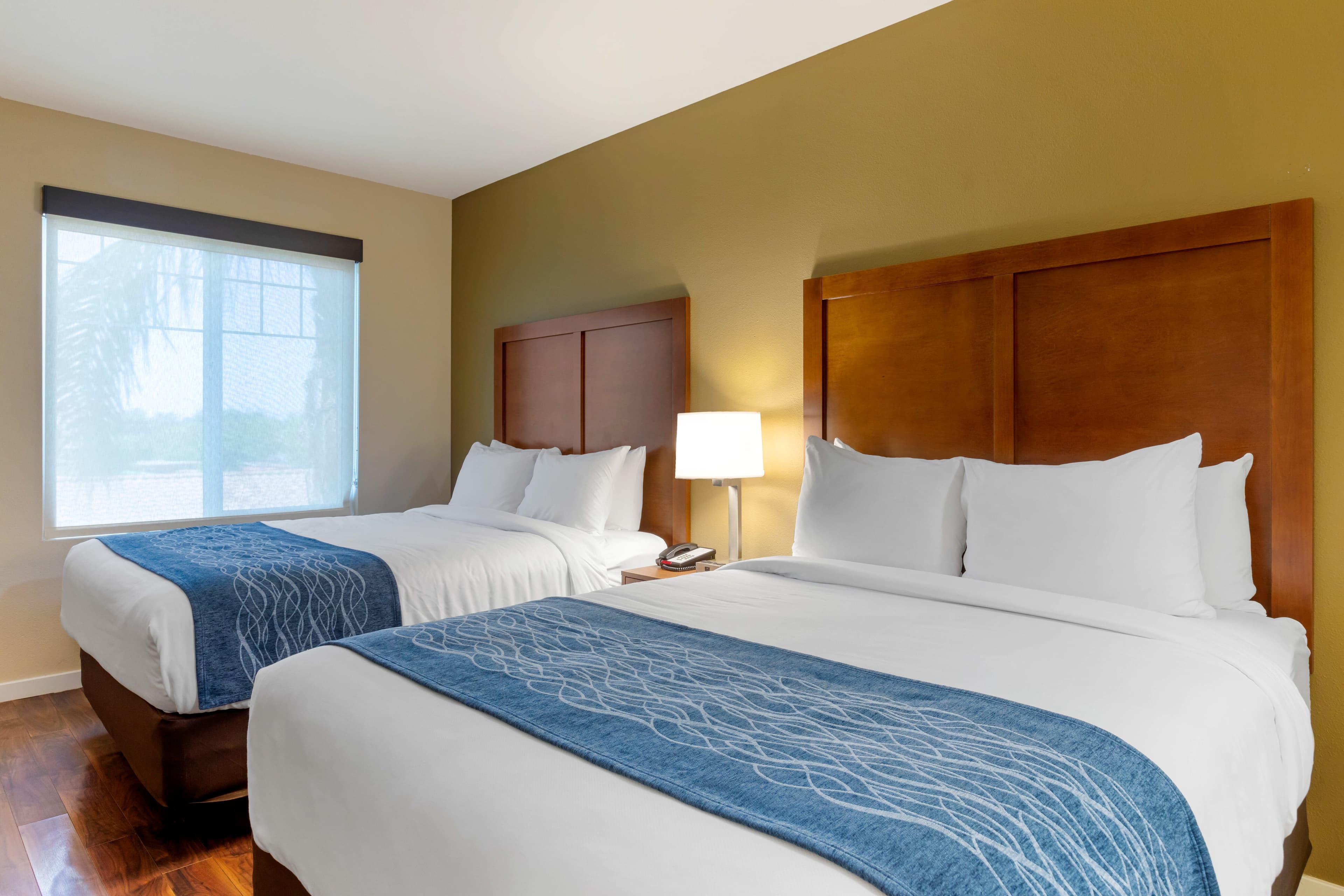 Comfort Inn & Suites Near Ontario Airport — 36