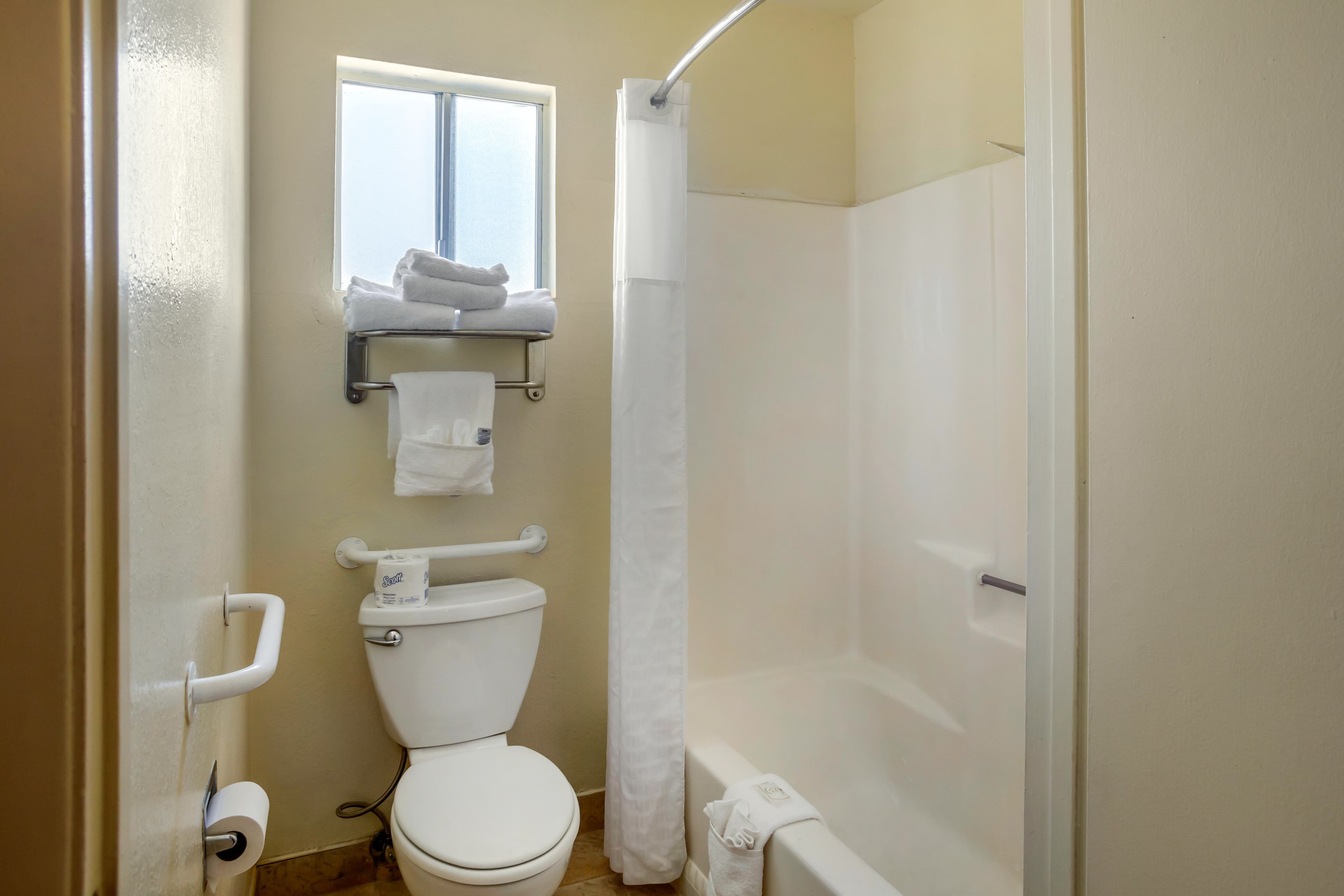 Quality Inn & Suites El Cajon San Diego East — 9