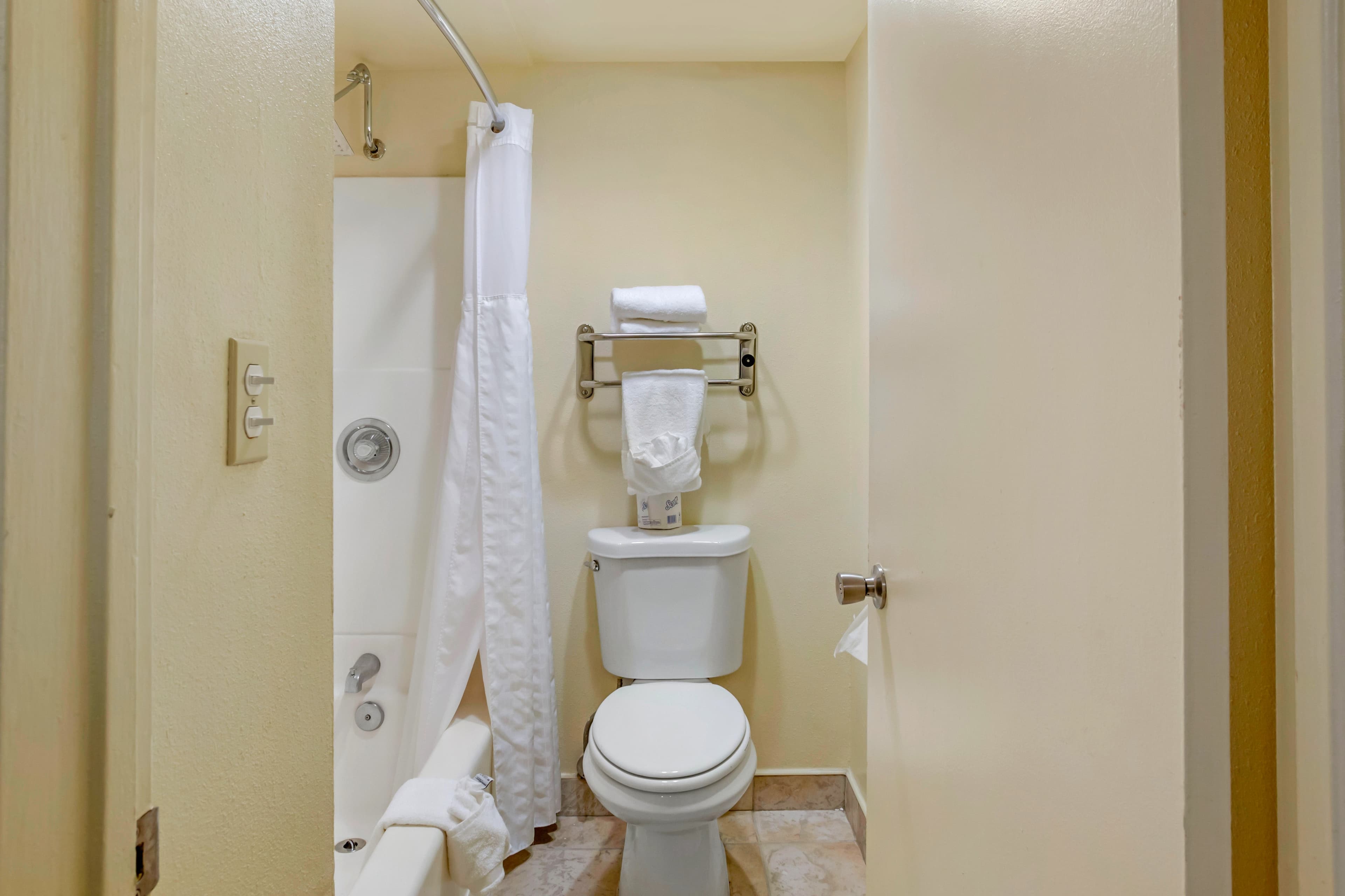 Quality Inn & Suites El Cajon San Diego East — 14