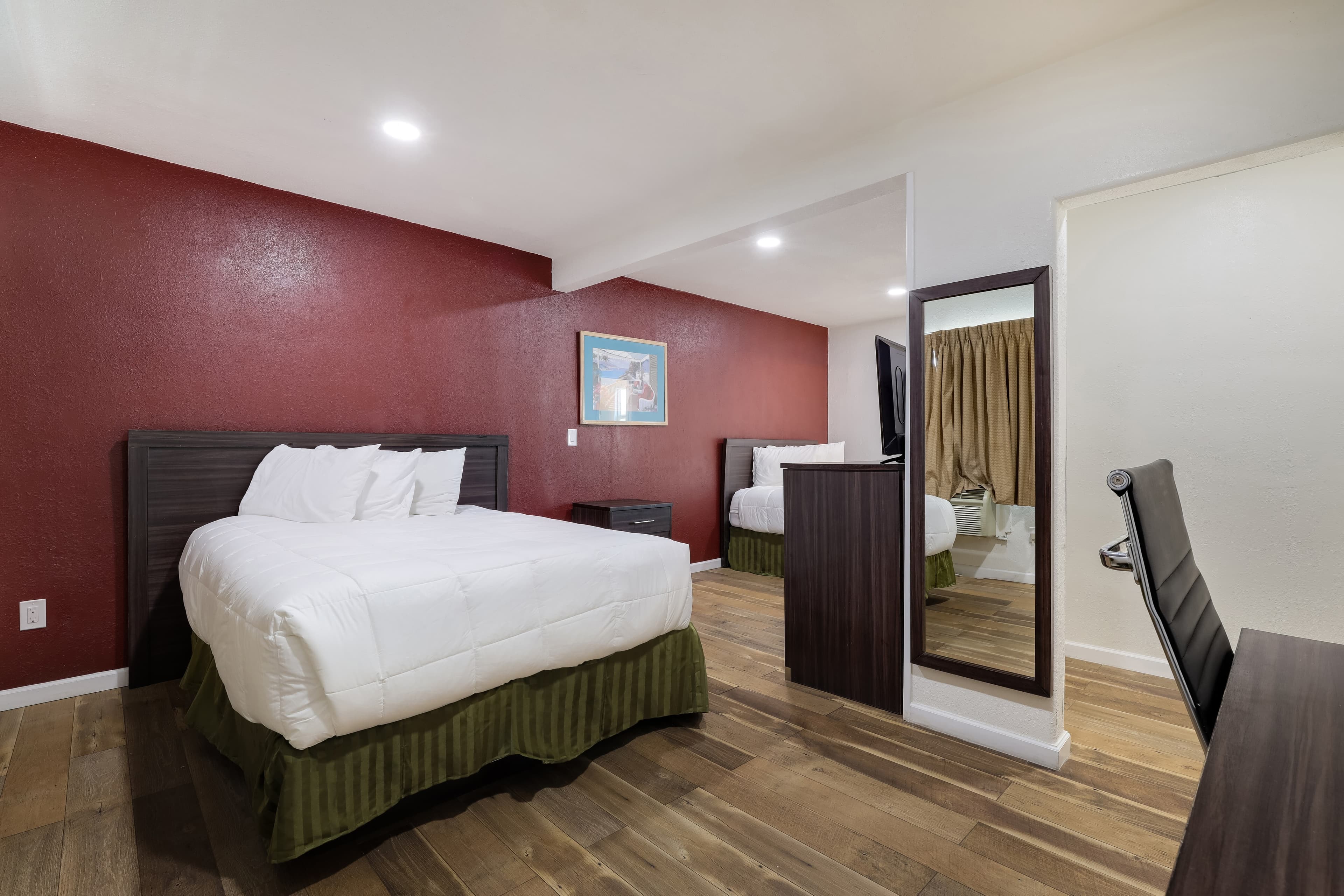 Econo Lodge Needles — 14