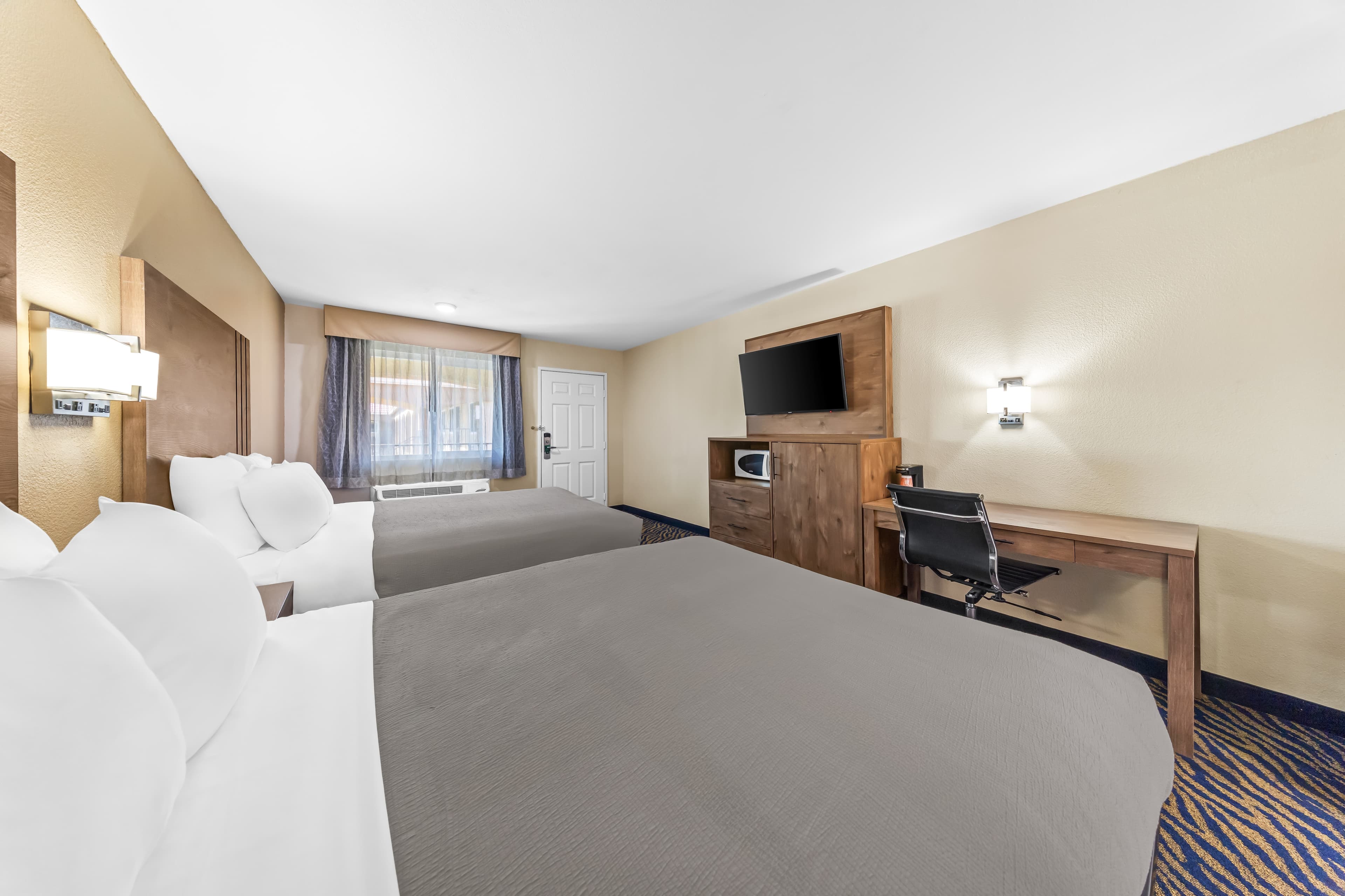 Quality Inn & Suites Victorville - Hesperia — 15