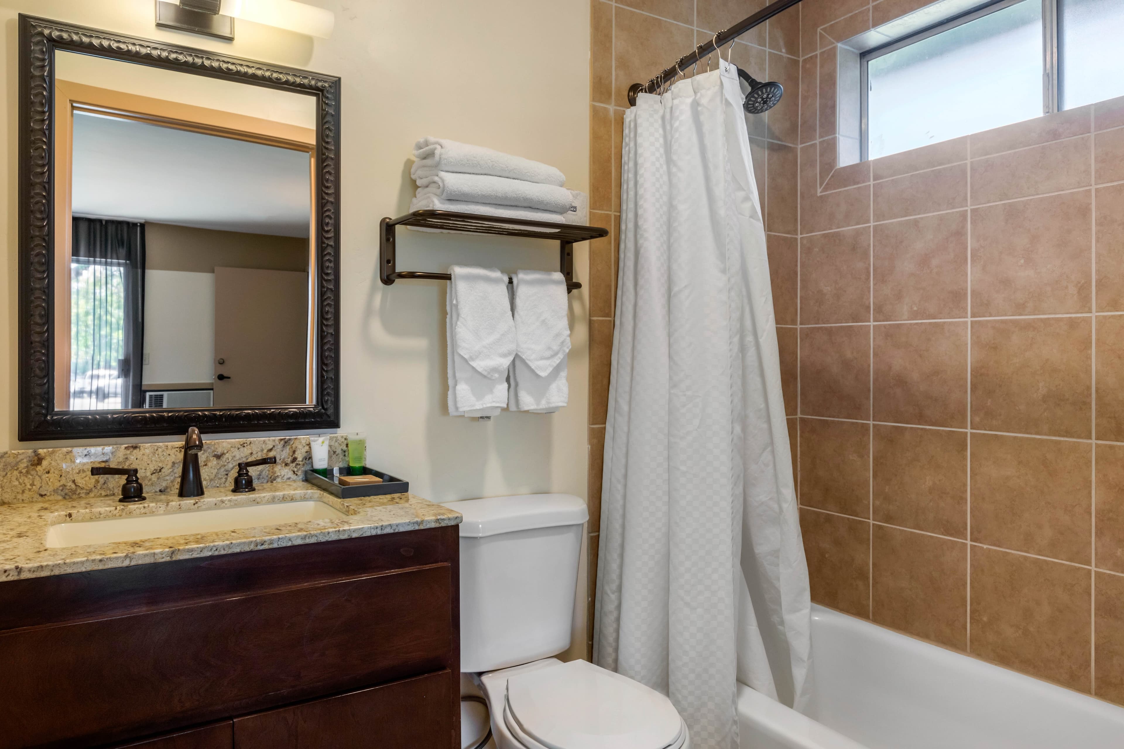 Carlton Oaks Lodge, an Ascend Collection Hotel — 36