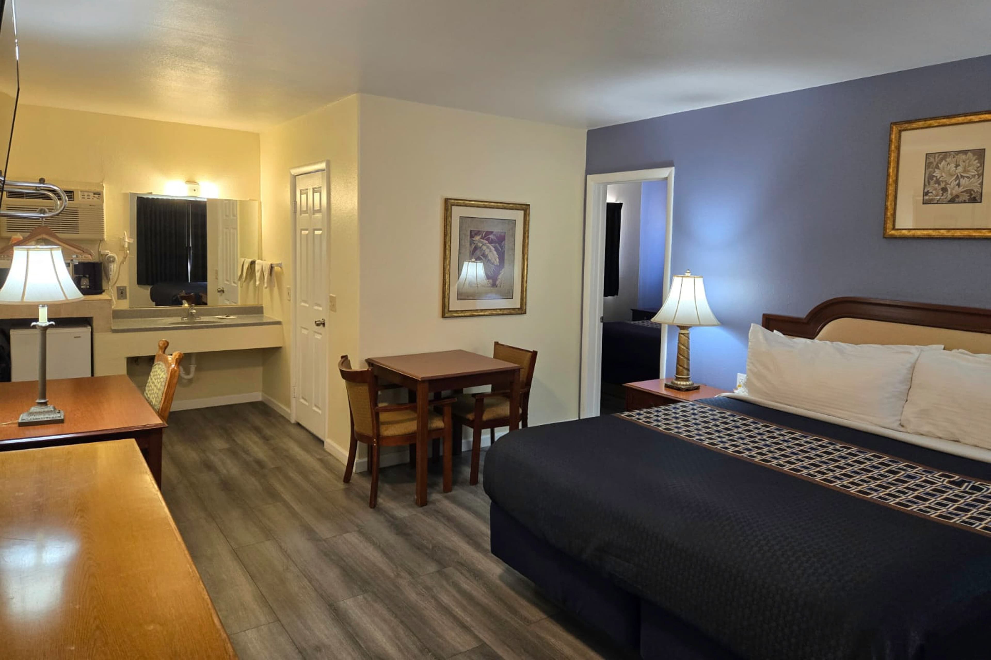 Rodeway Inn & Suites Blythe I-10 — 58