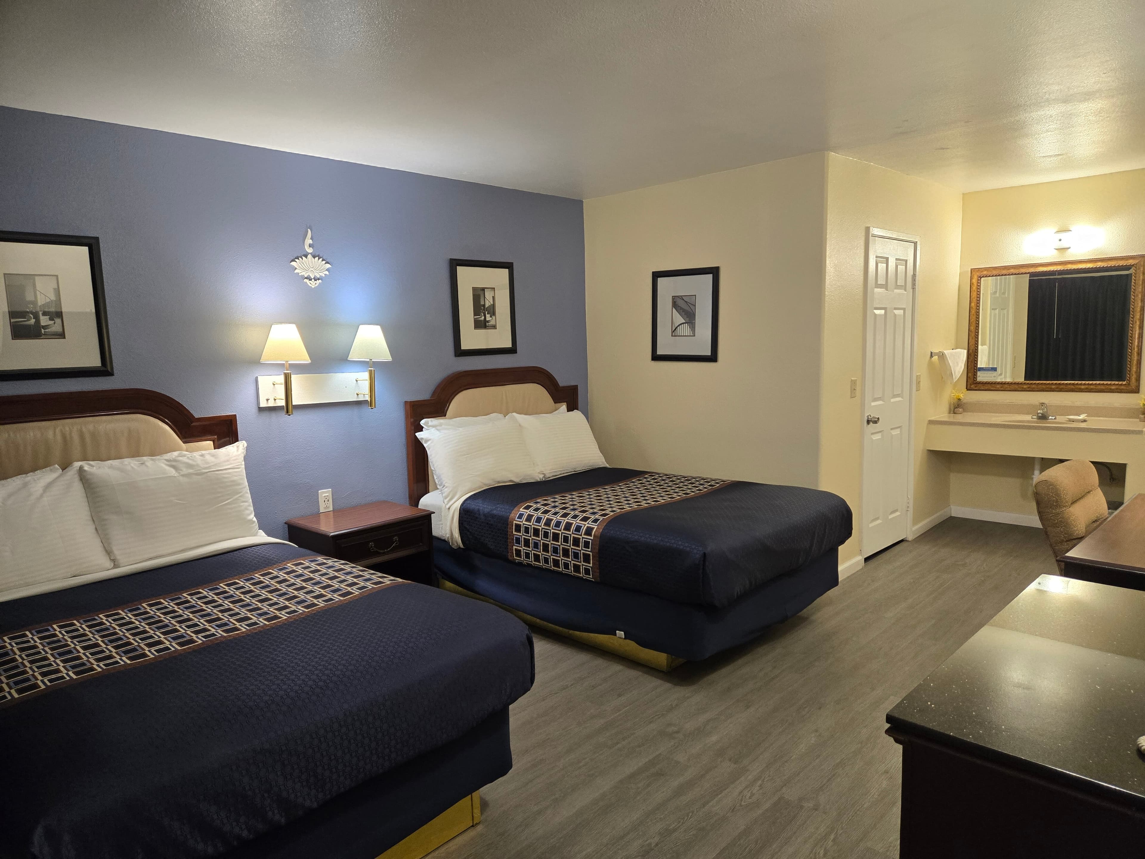 Rodeway Inn & Suites Blythe I-10 - Image 3