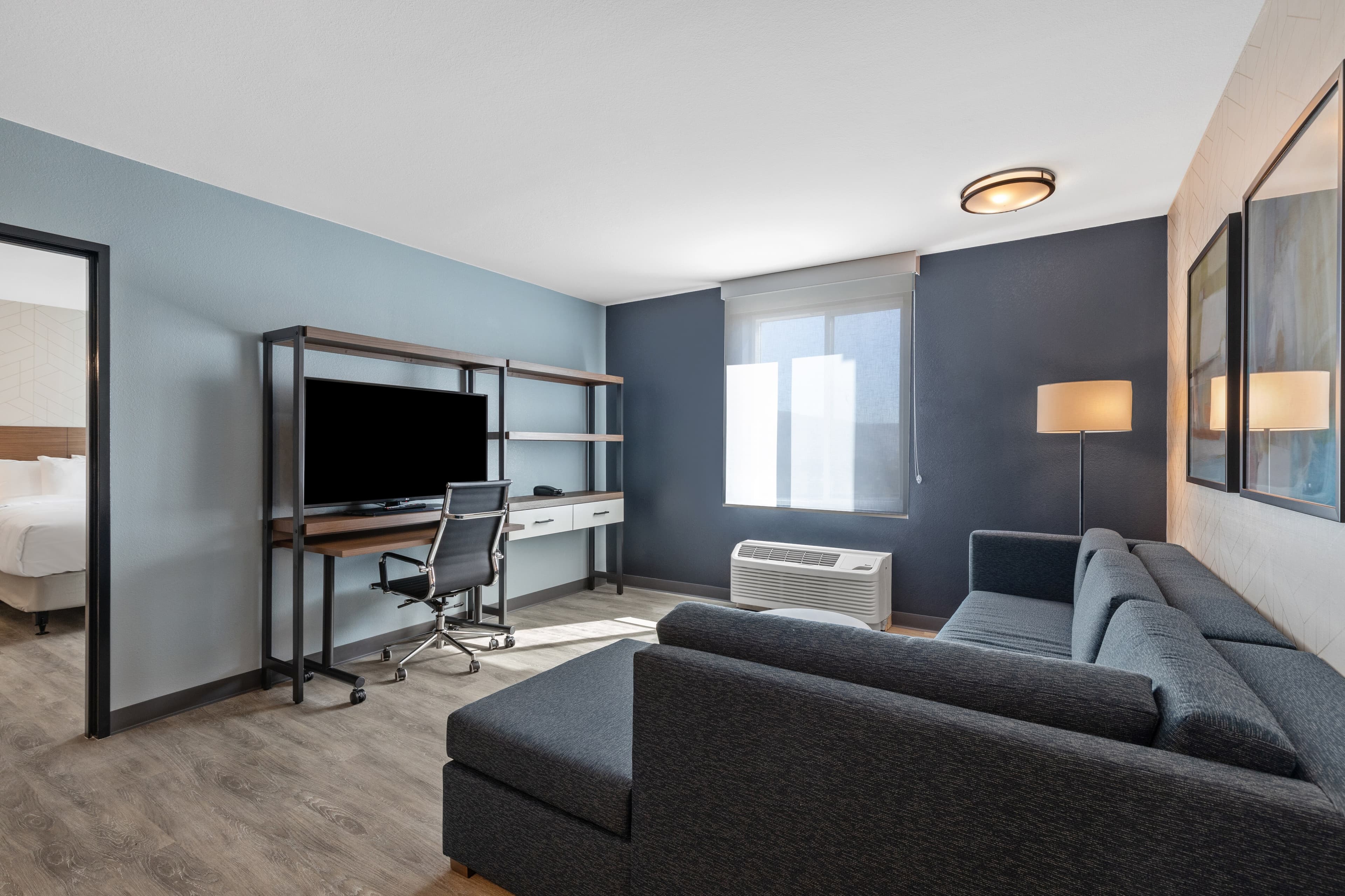 Everhome Suites Corona — 28