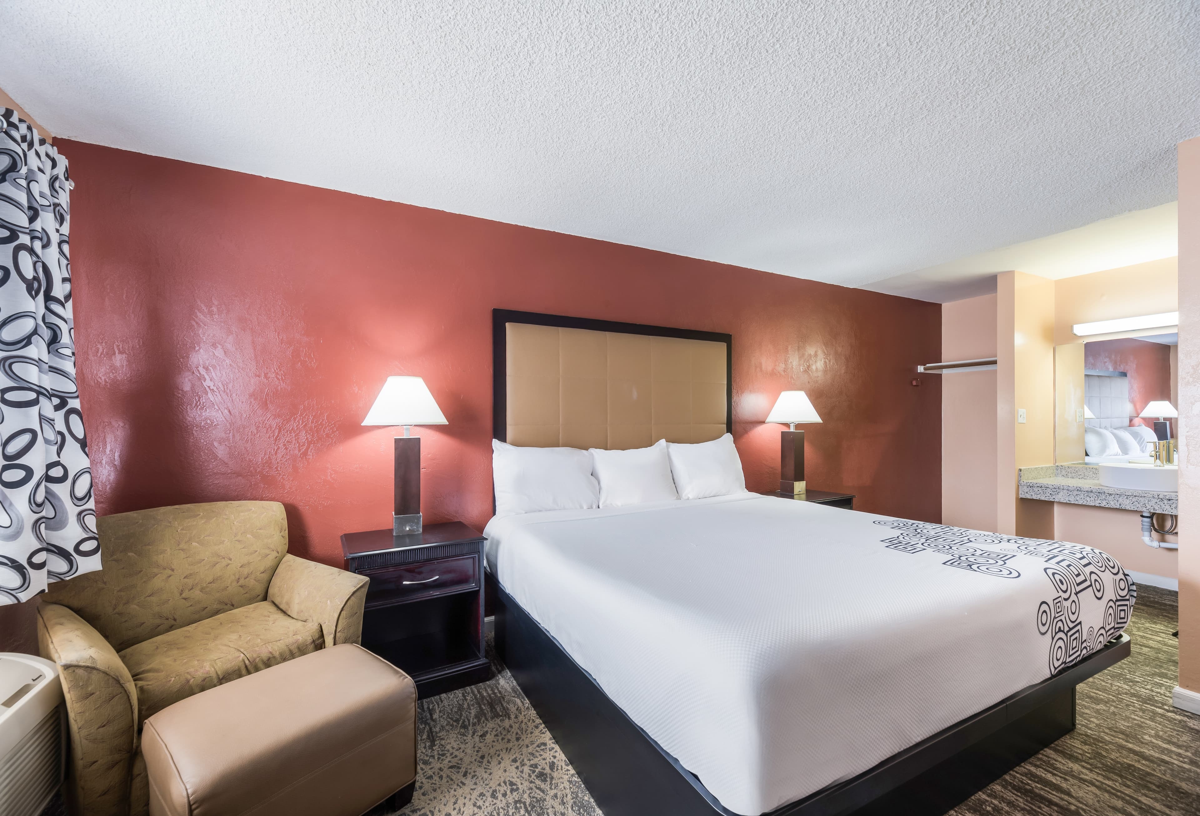 Rodeway Inn Modesto near Downtown - Image 5