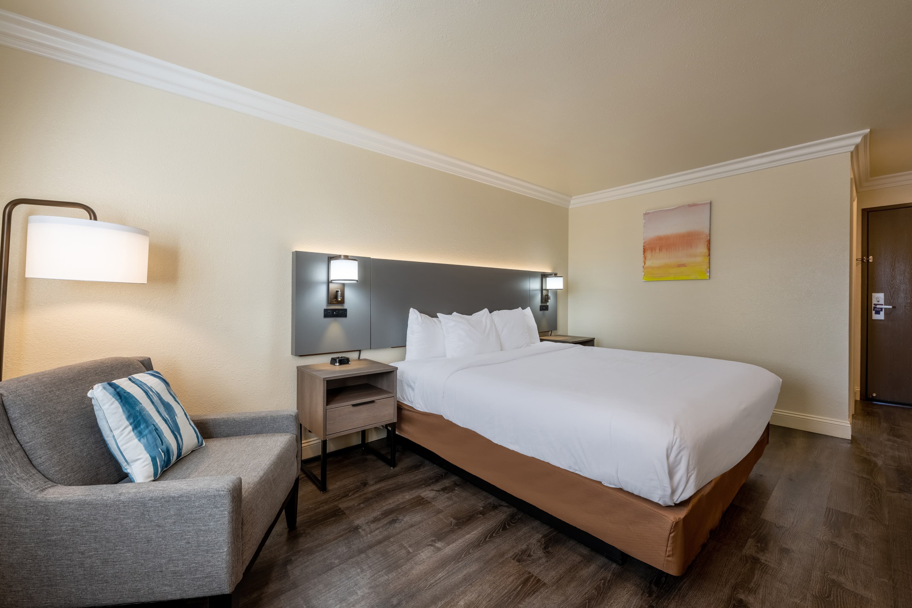 Comfort Inn Gilroy — 8