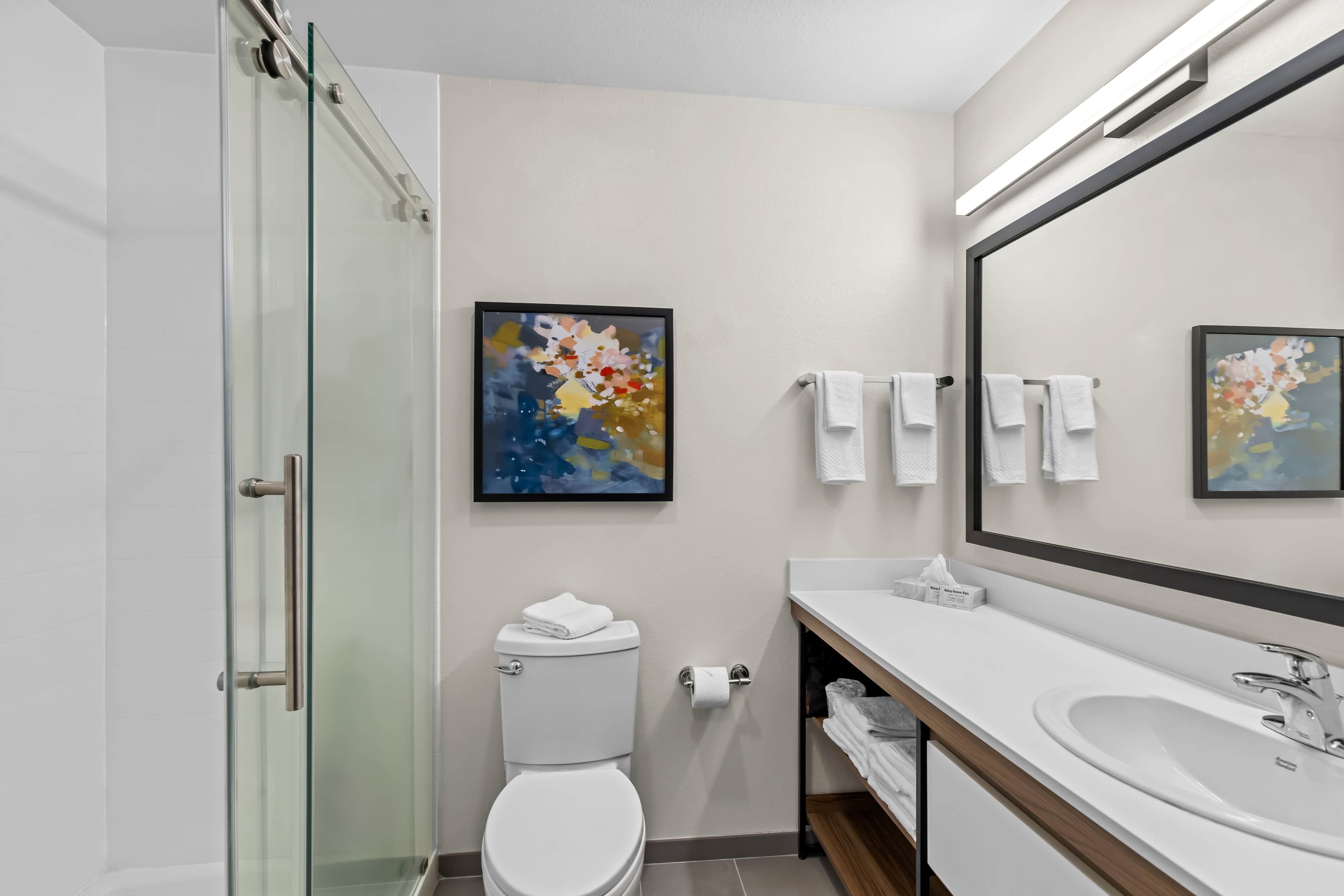 Everhome Suites Temecula — 22