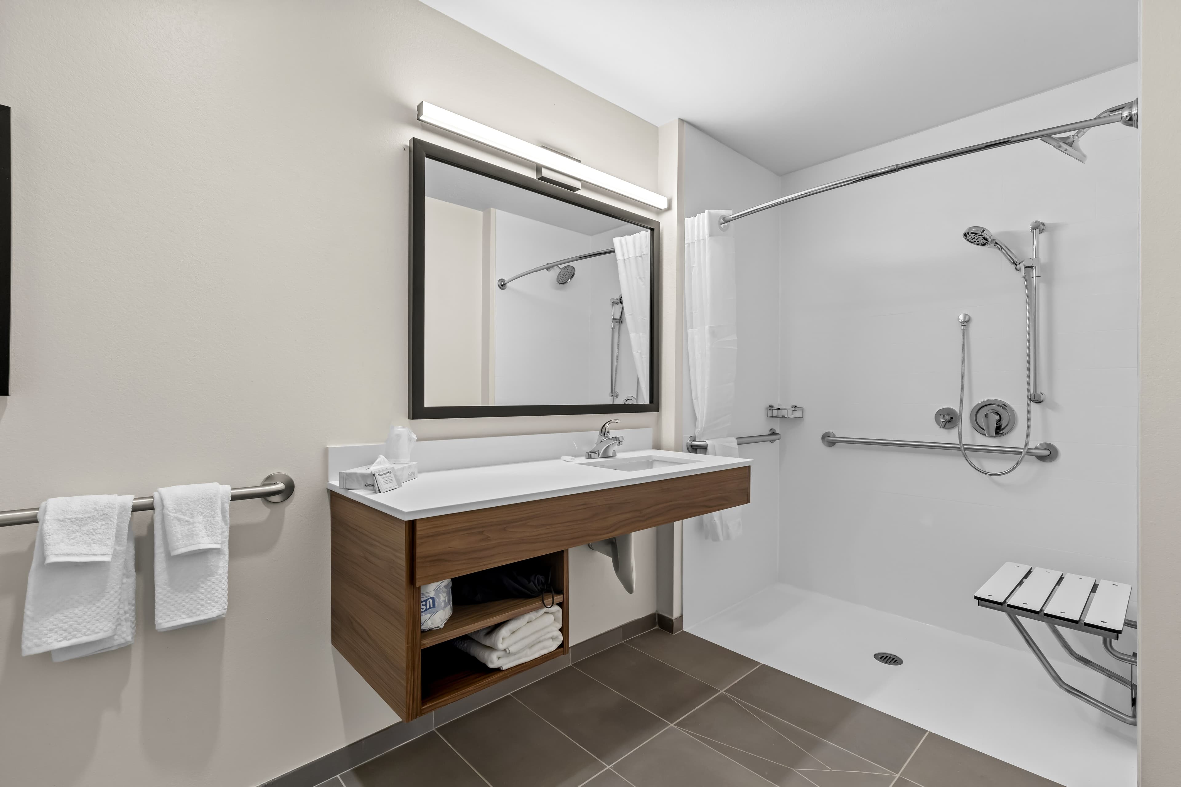 Everhome Suites Temecula — 31