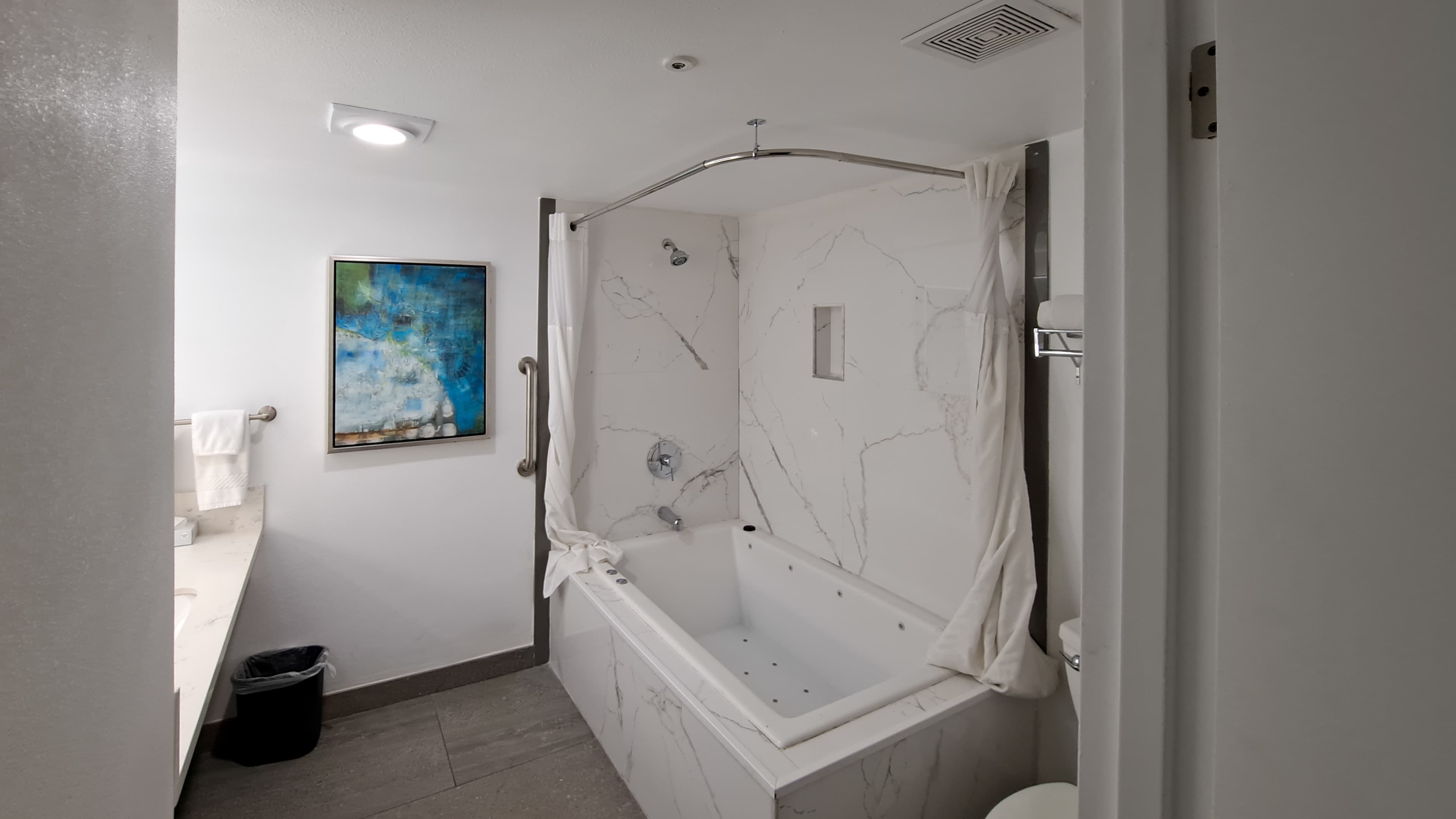 Clarion Pointe El Cajon San Diego East — 13