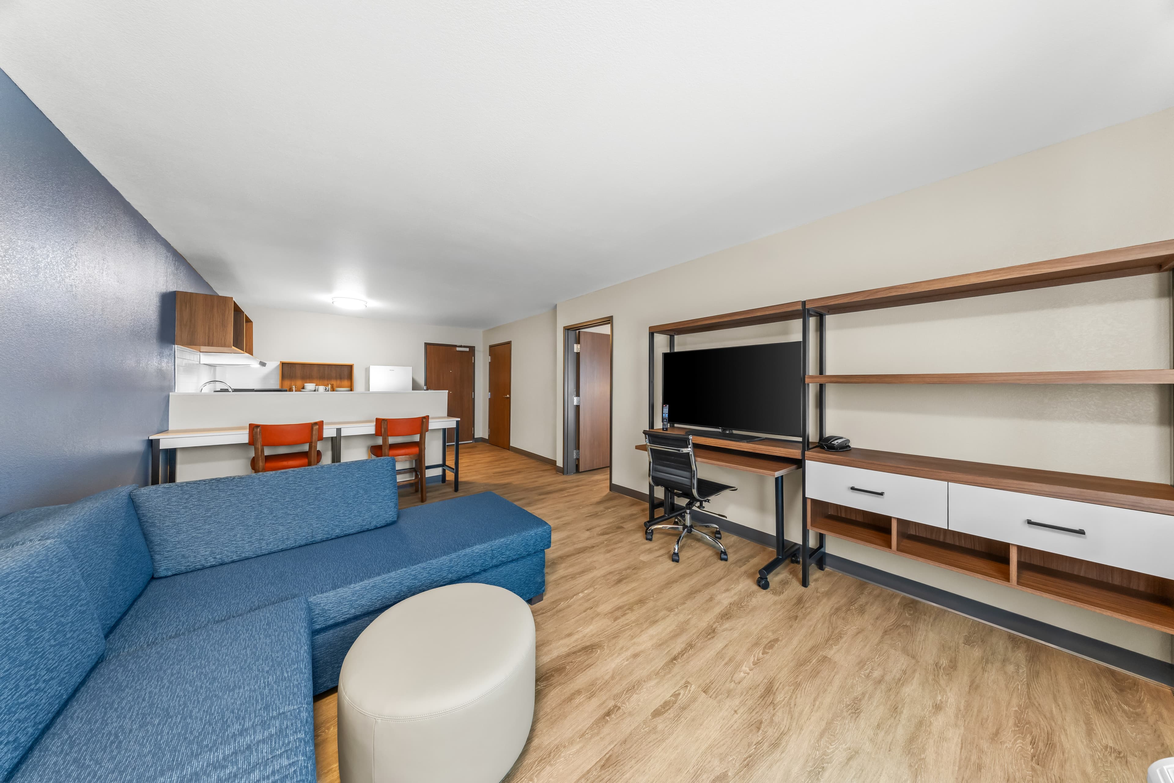 Everhome Suites Ontario — 26