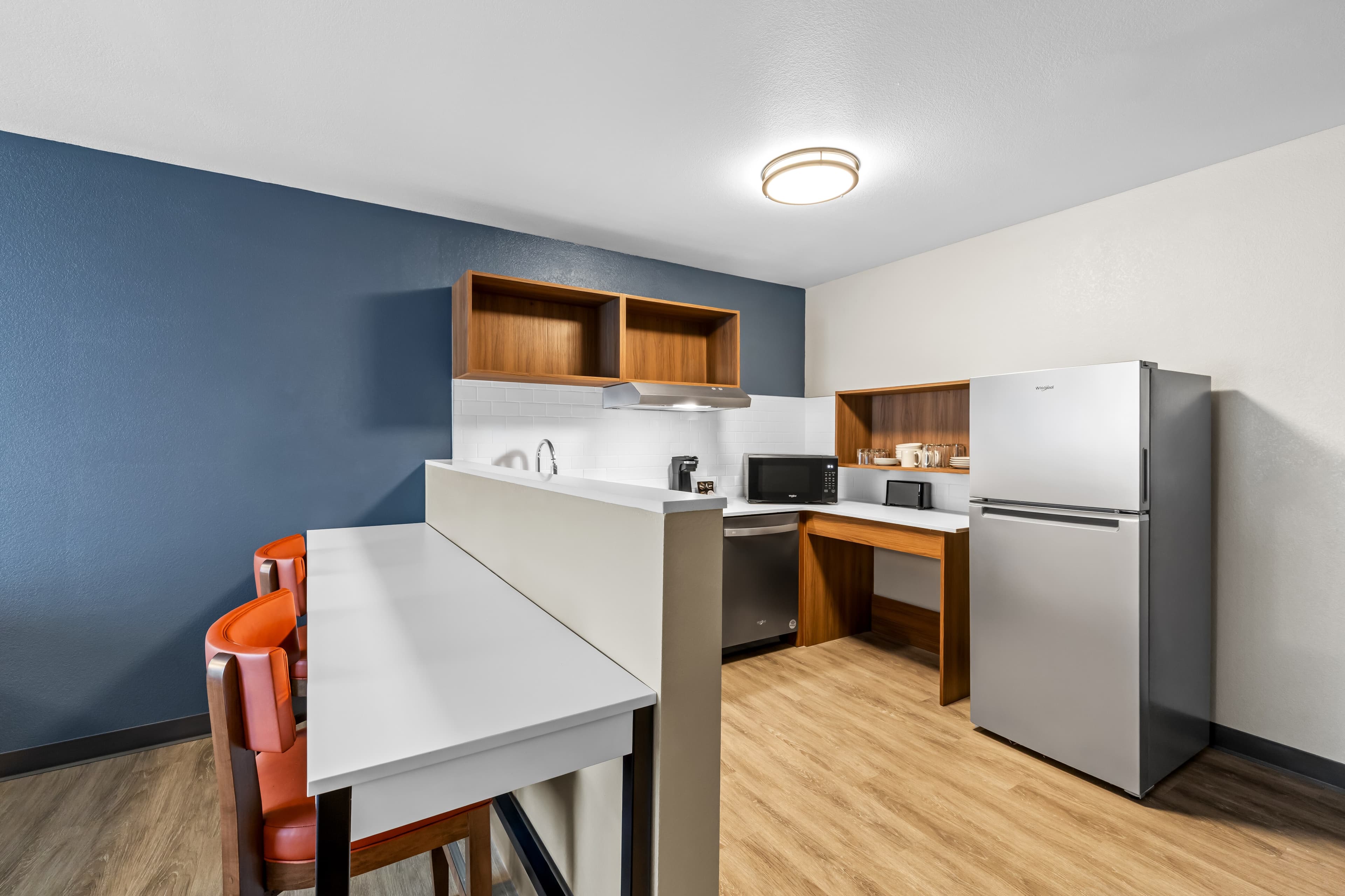 Everhome Suites Ontario — 30