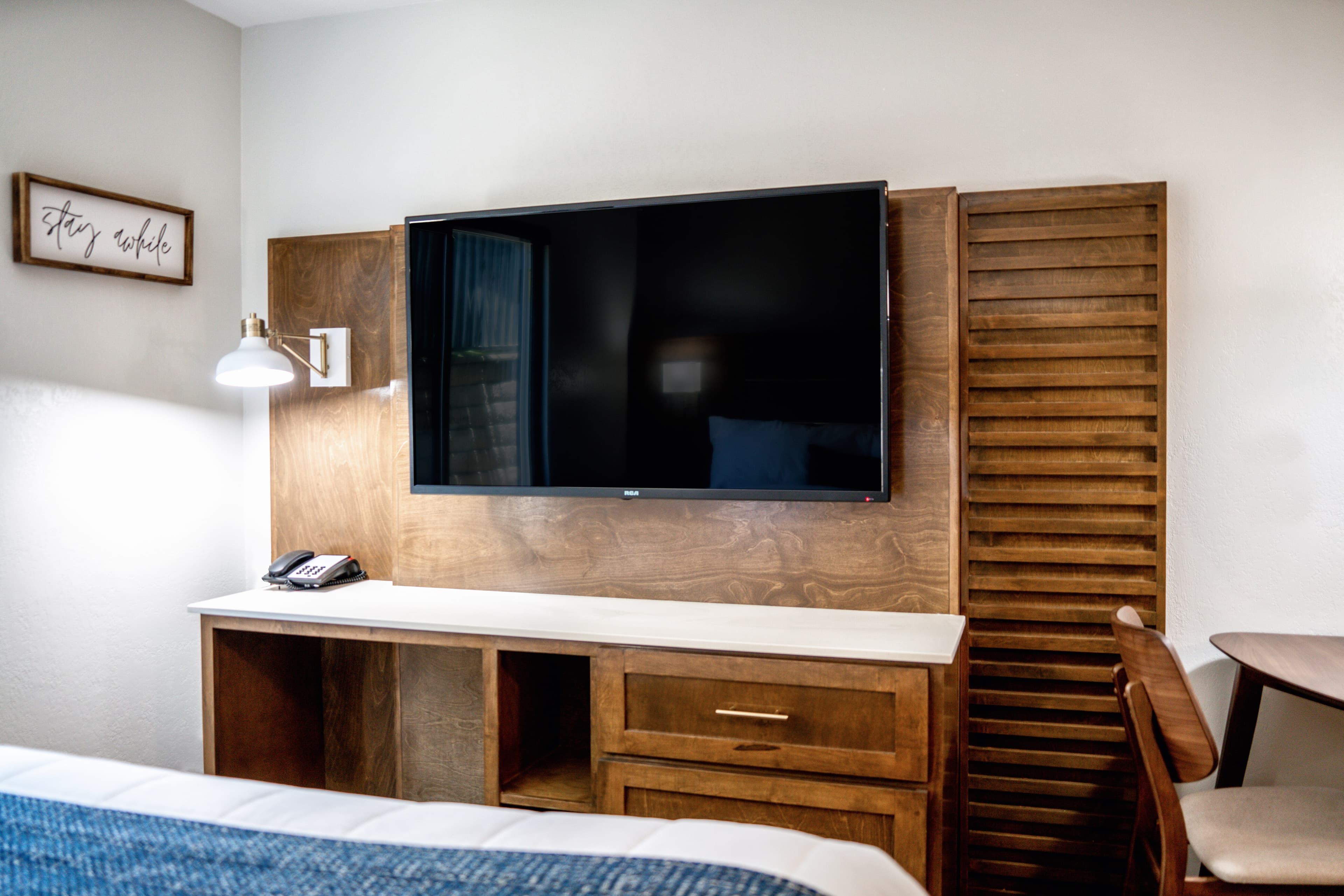 MainStay Suites Moreno Valley Near March Air Reserve Base - Image 4