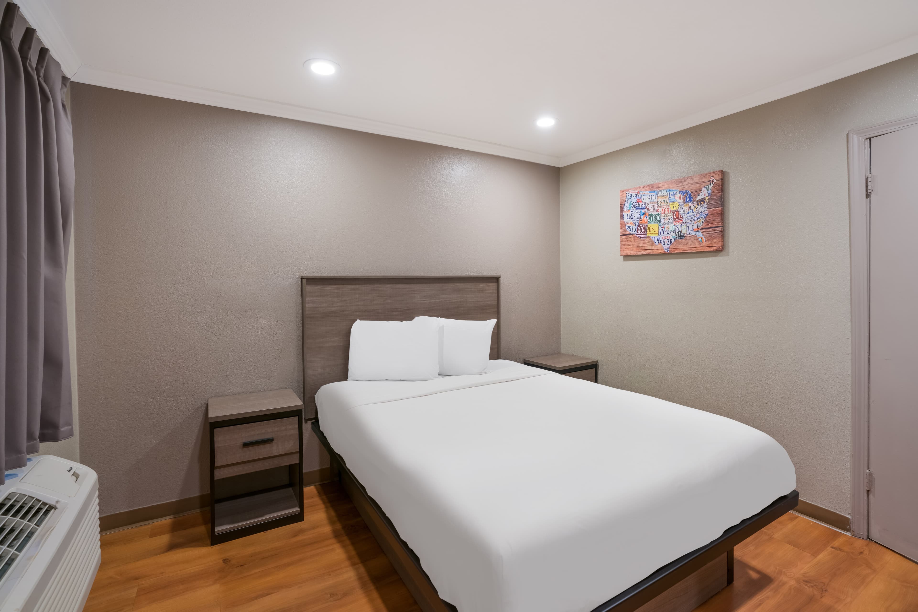 Econo Lodge Vallejo Fairgrounds — 22