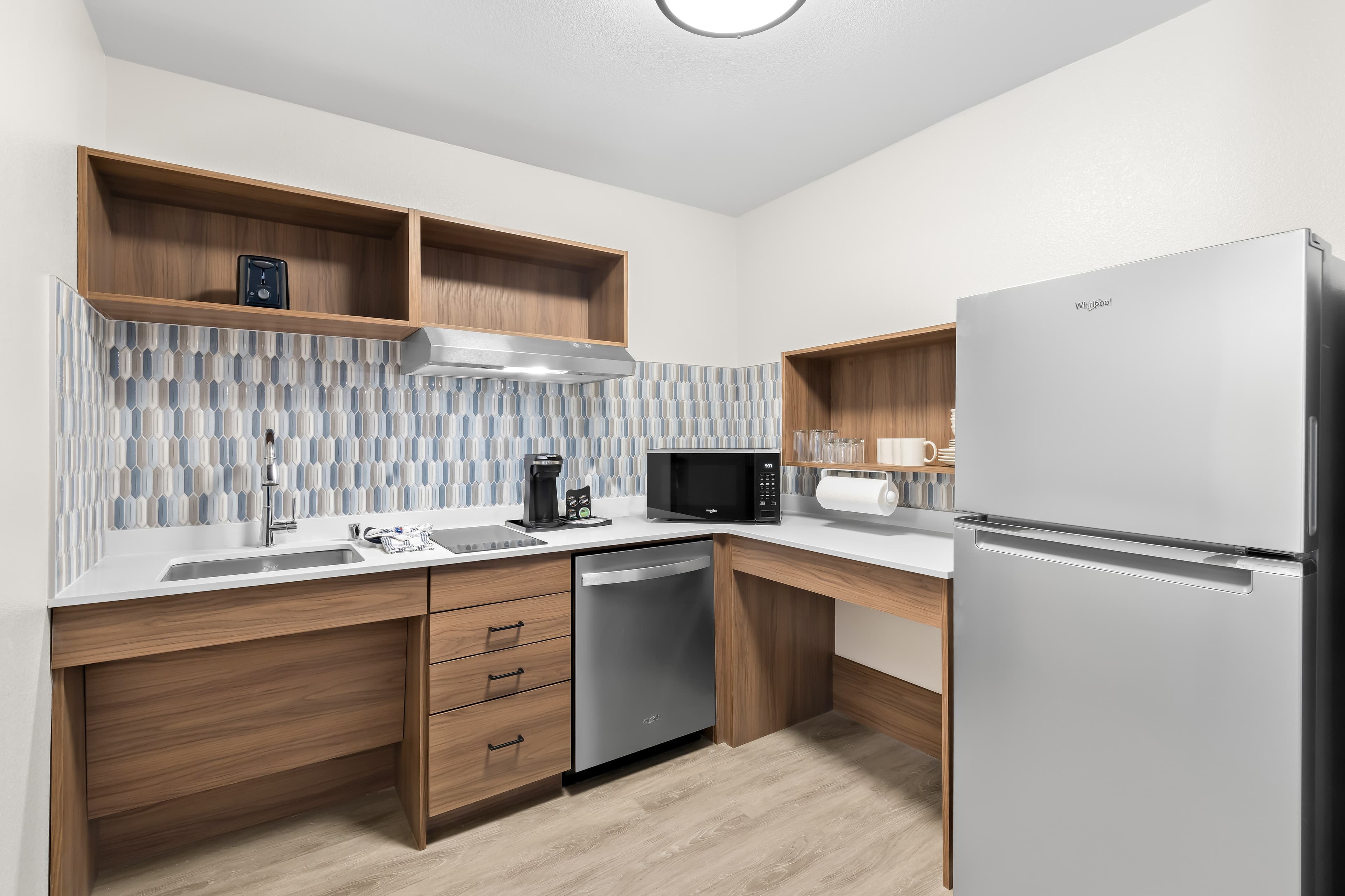 Everhome Suites San Bernardino - Loma Linda — 11