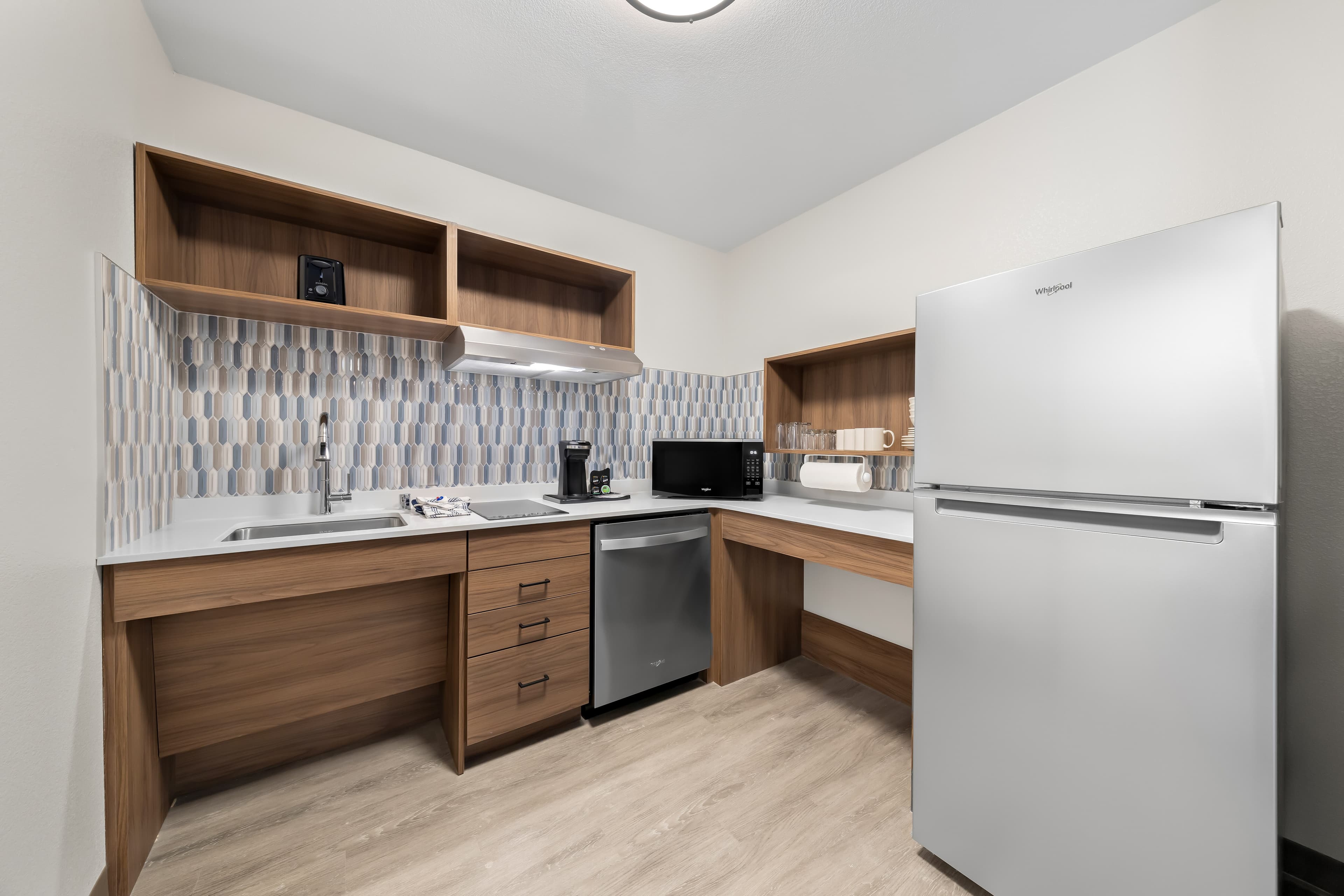 Everhome Suites San Bernardino - Loma Linda — 7