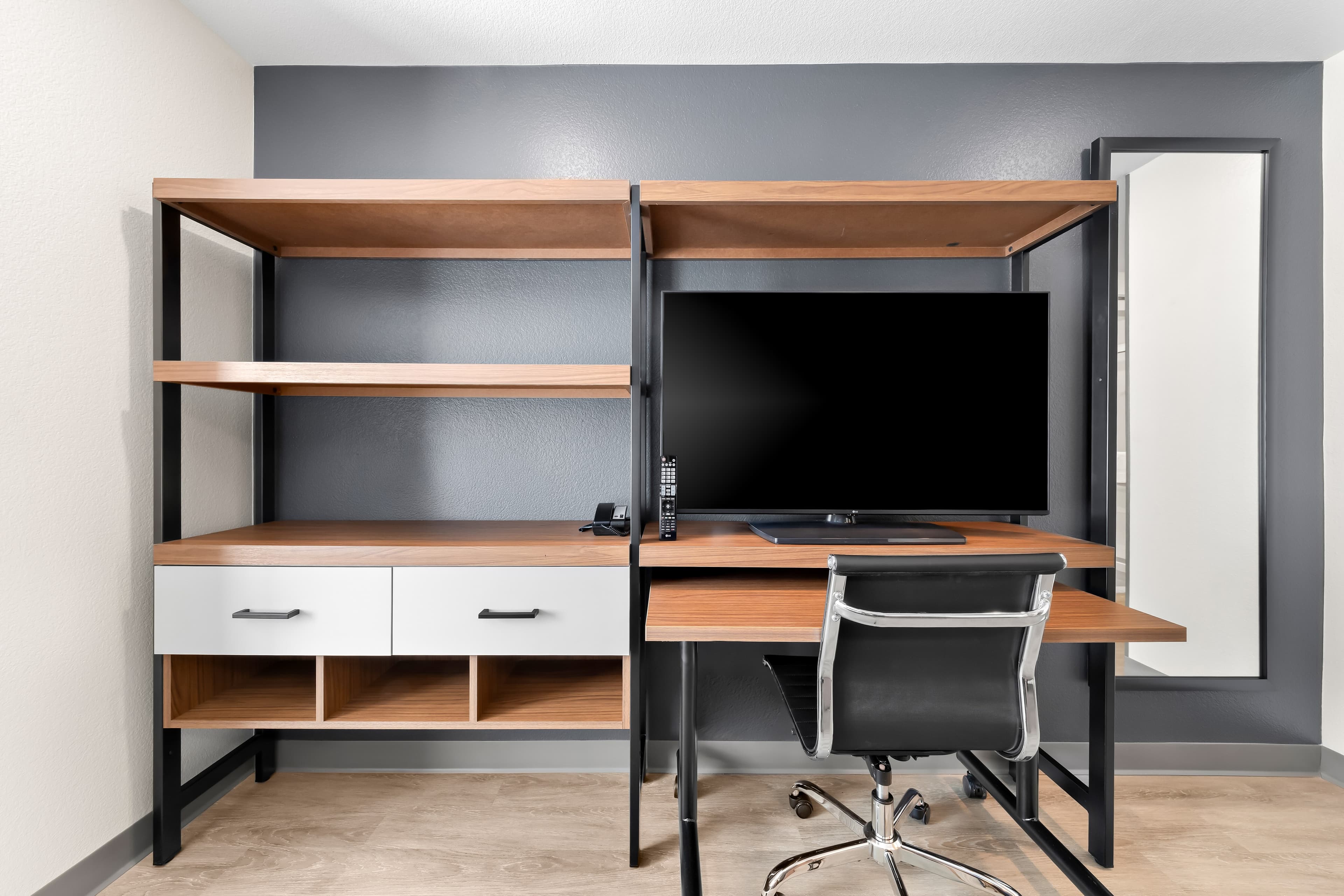 Everhome Suites San Bernardino - Loma Linda — 16