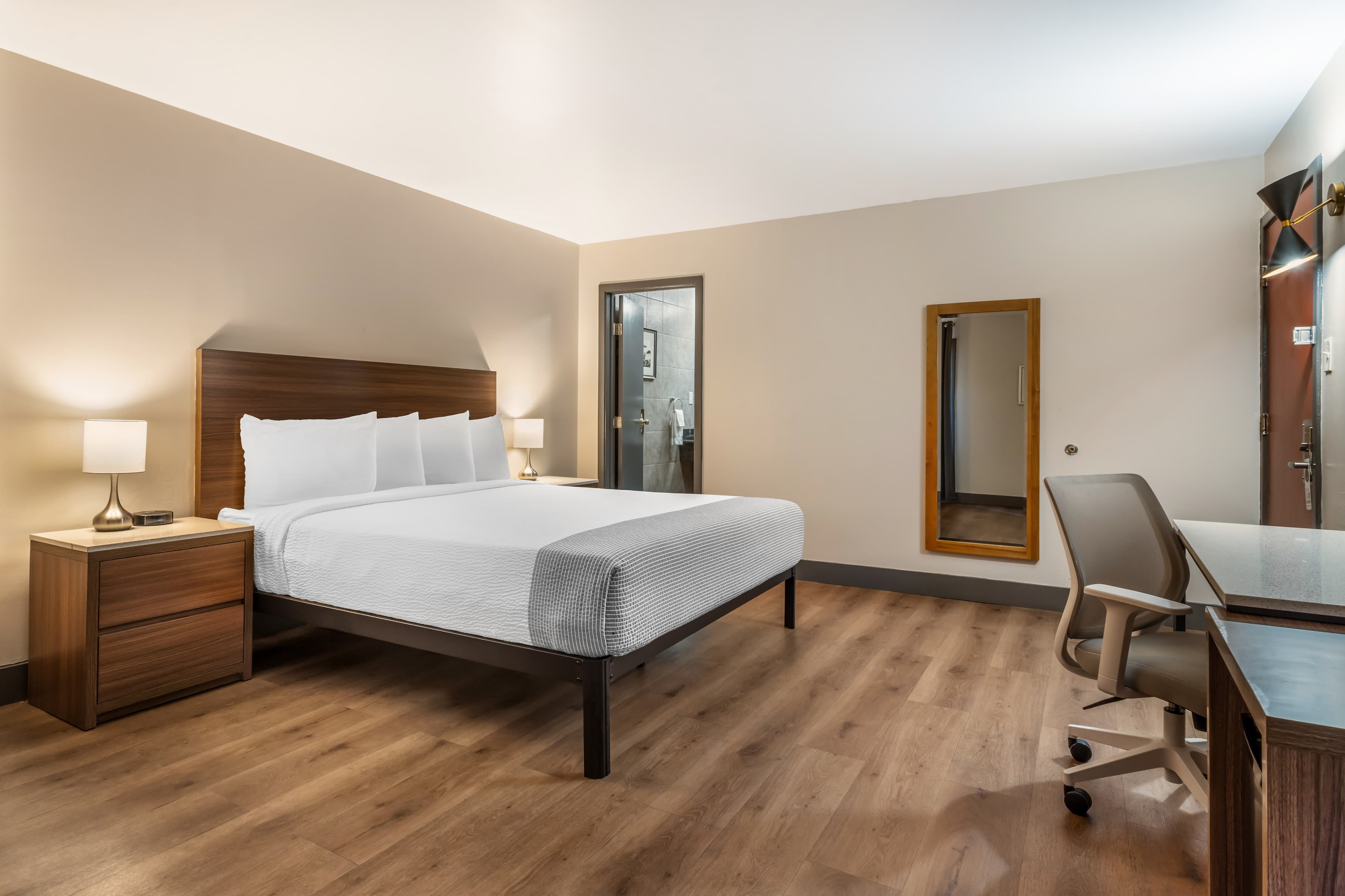 La Luna Inn, an Ascend Collection Hotel — 8