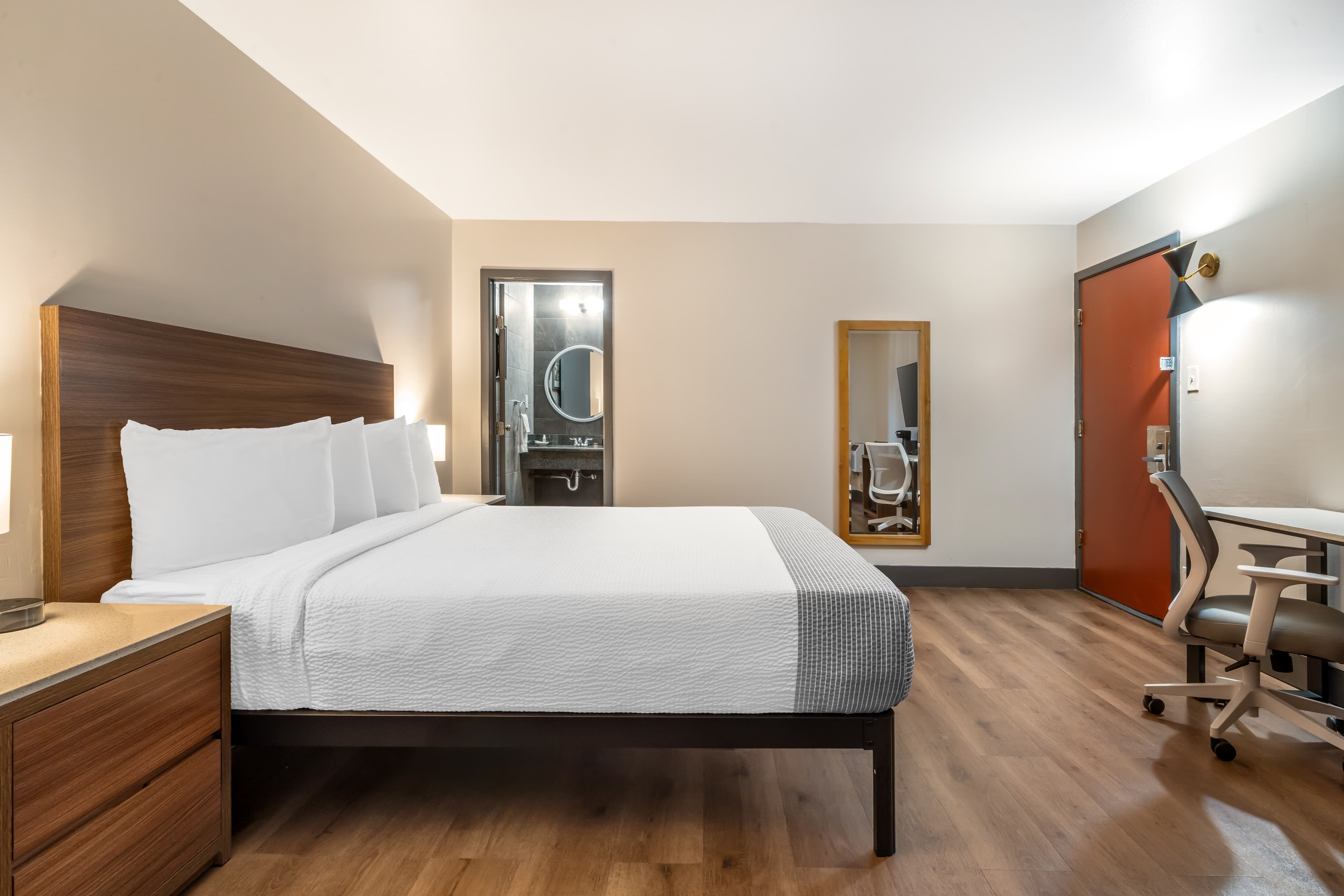 La Luna Inn, an Ascend Collection Hotel — 9