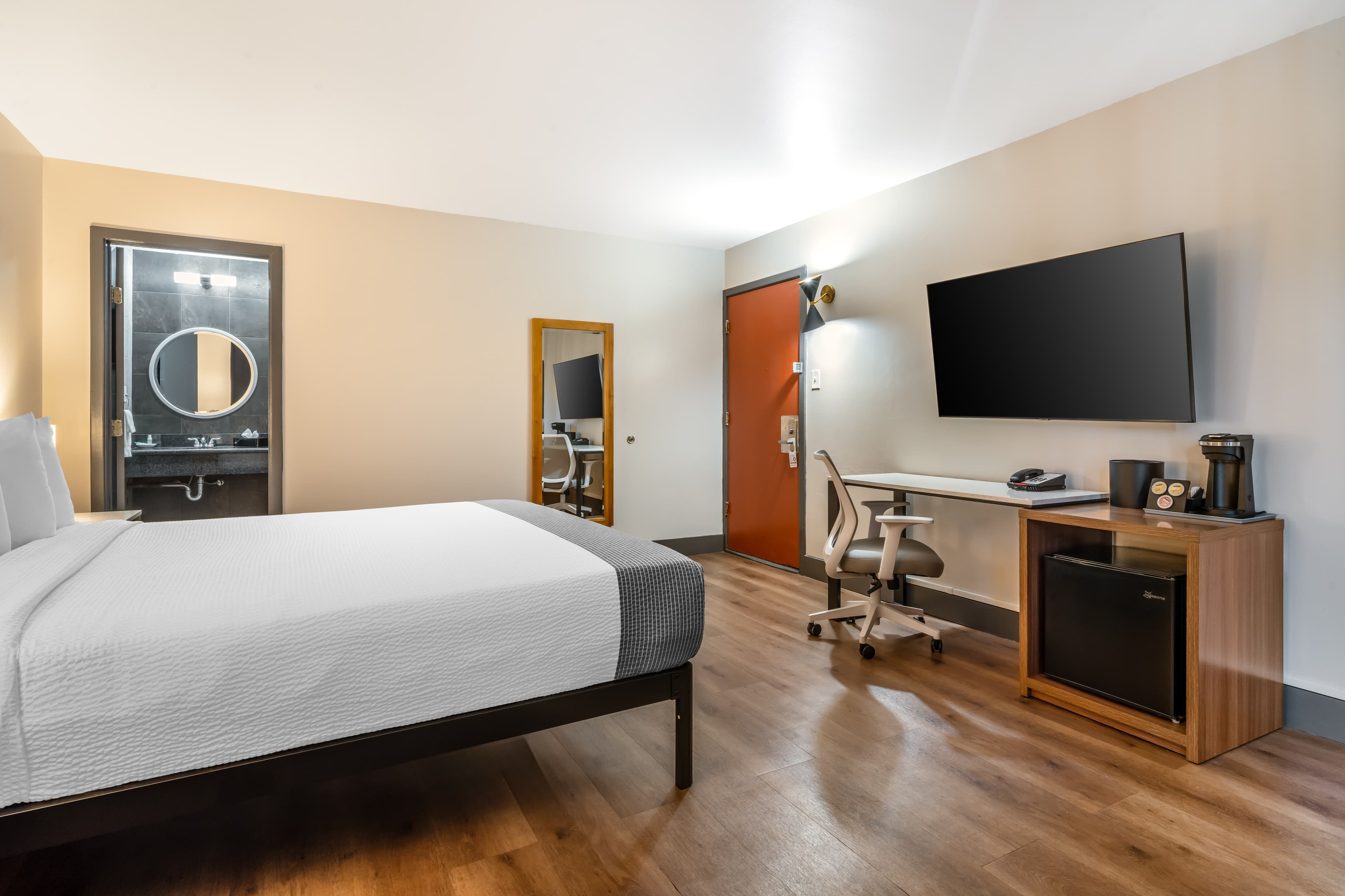 La Luna Inn, an Ascend Collection Hotel — 10