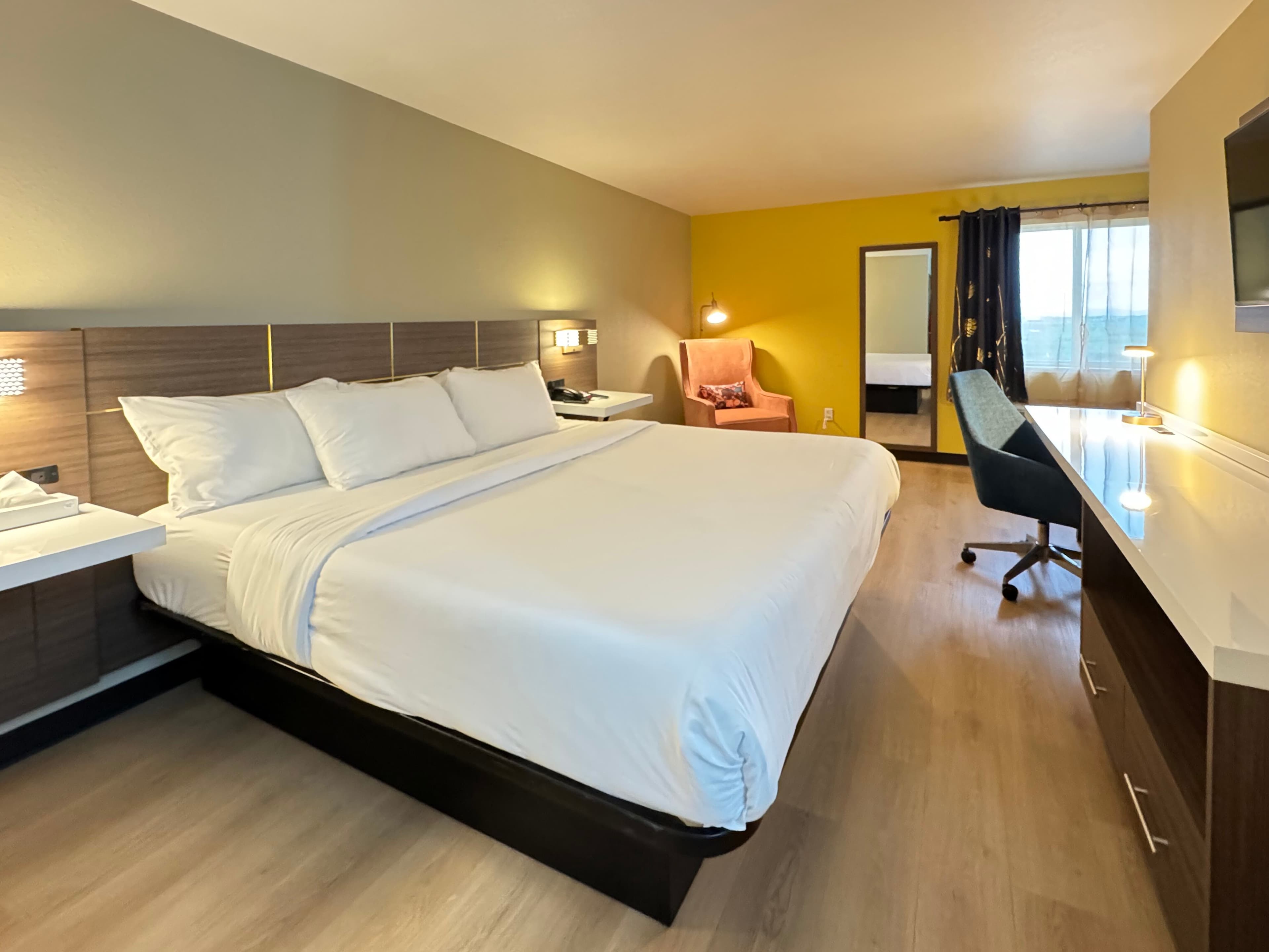 Quality Inn & Suites Willows - Image 2