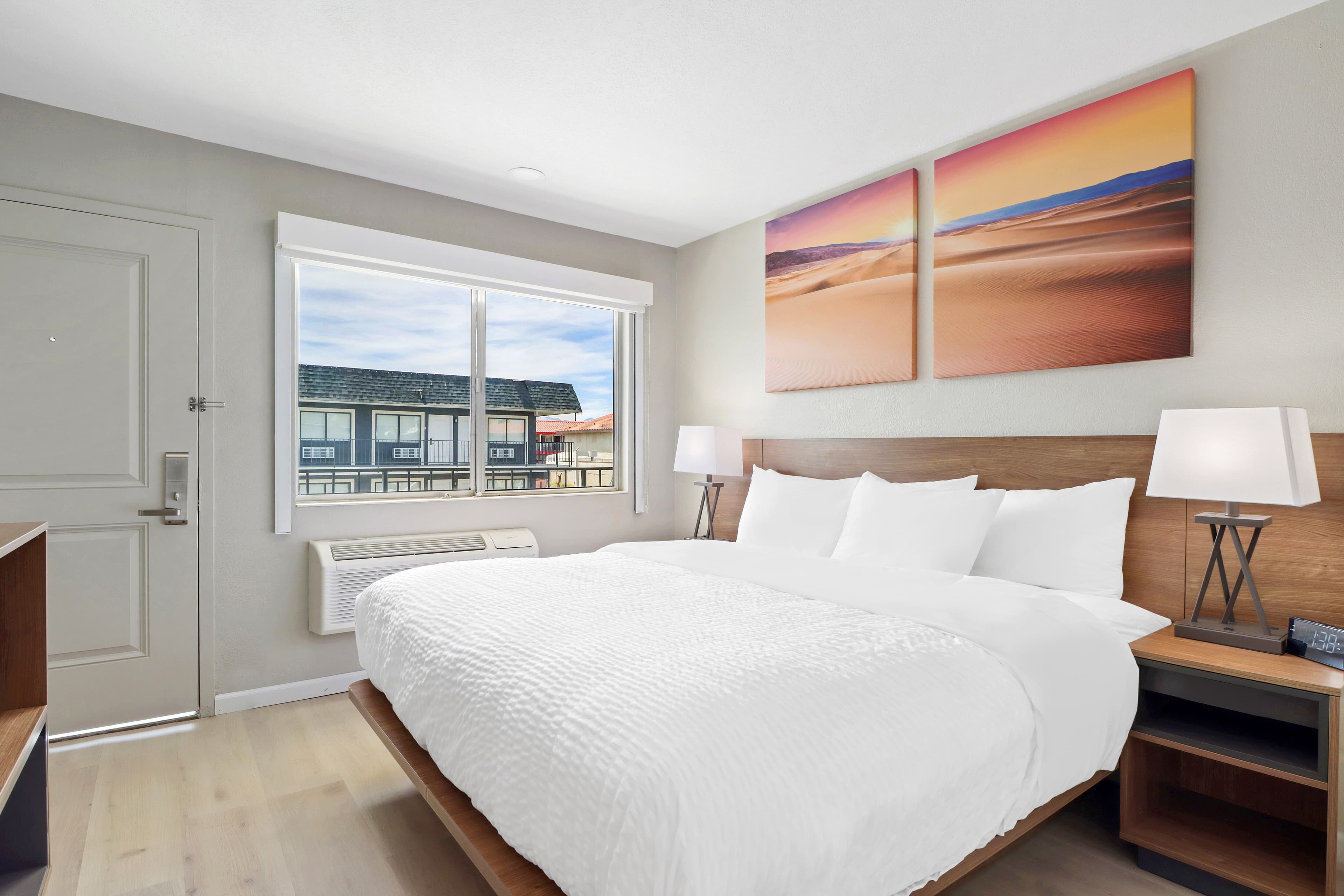Clarion Pointe Ridgecrest near China Lake Naval Station — 7