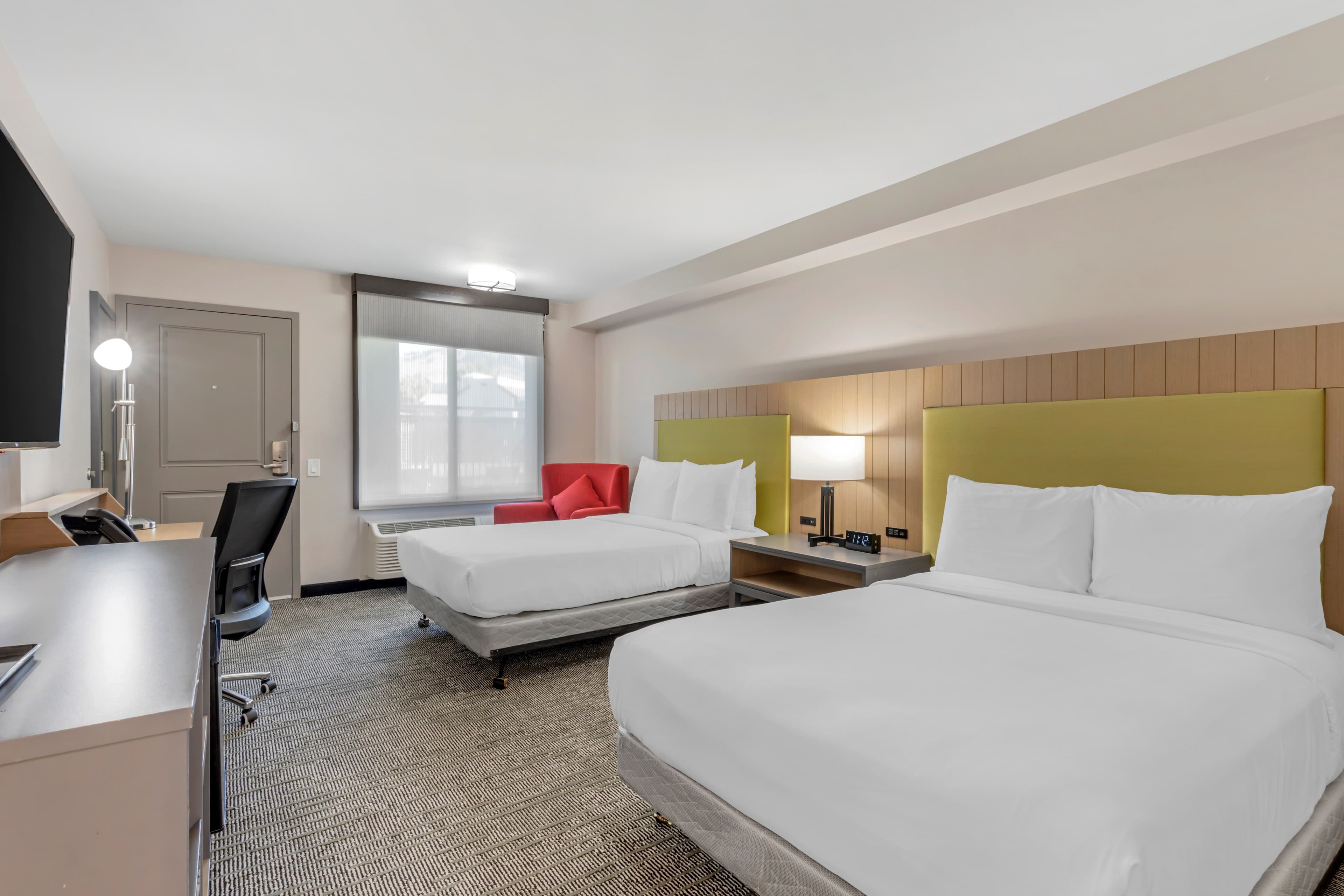 Country Inn & Suites by Radisson, Vallejo Napa Valley, CA - Image 2