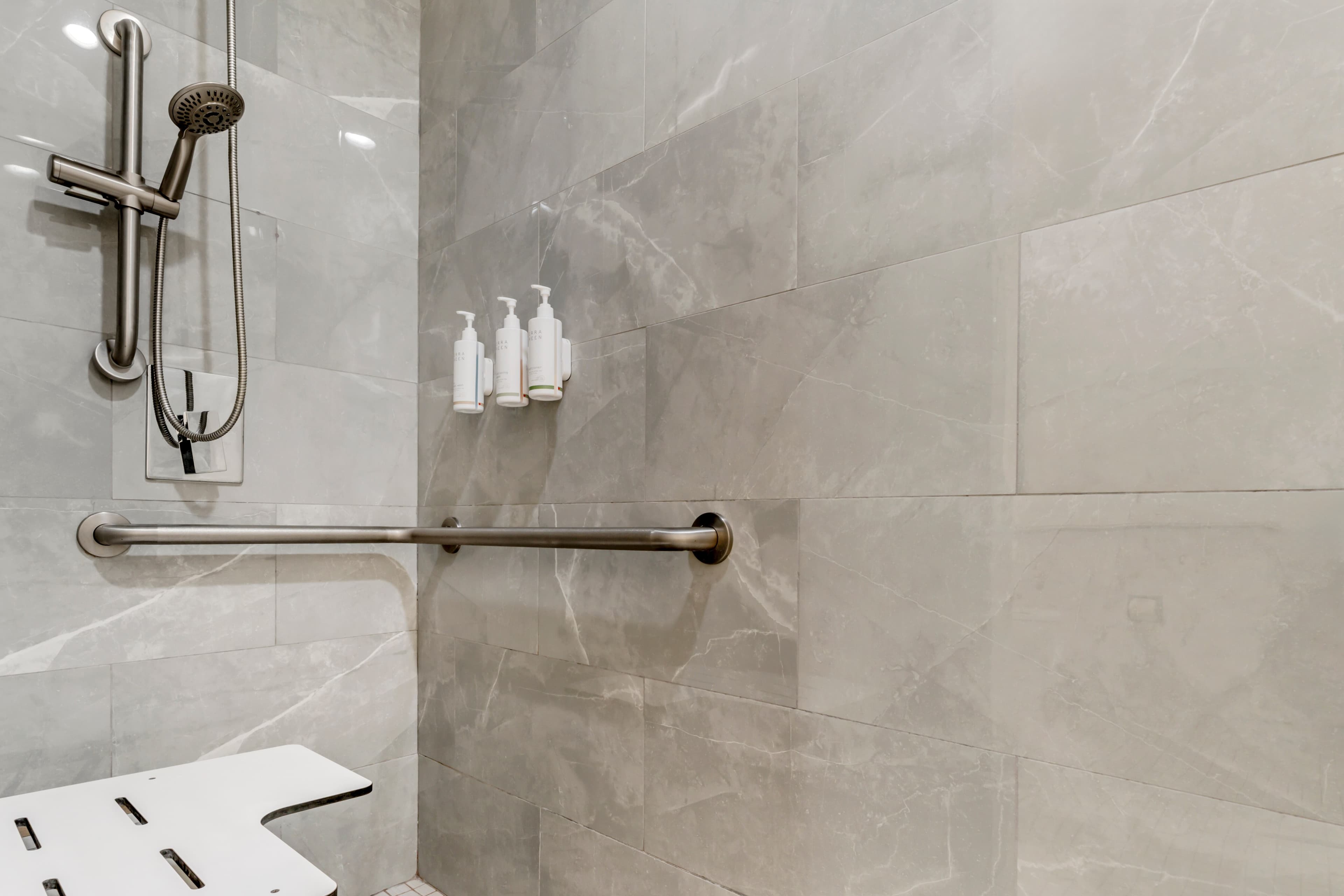 Country Inn & Suites by Radisson, Vallejo Napa Valley, CA — 14