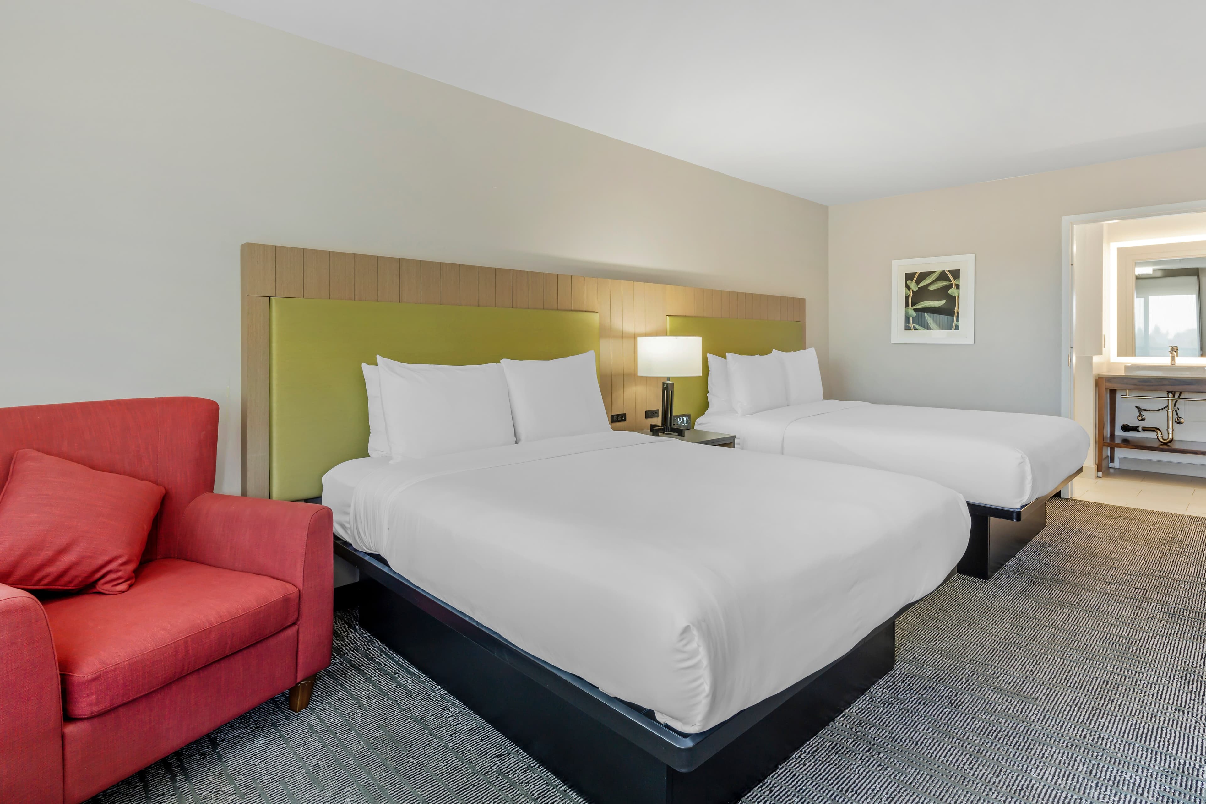 Country Inn & Suites by Radisson, Vallejo Napa Valley, CA — 20
