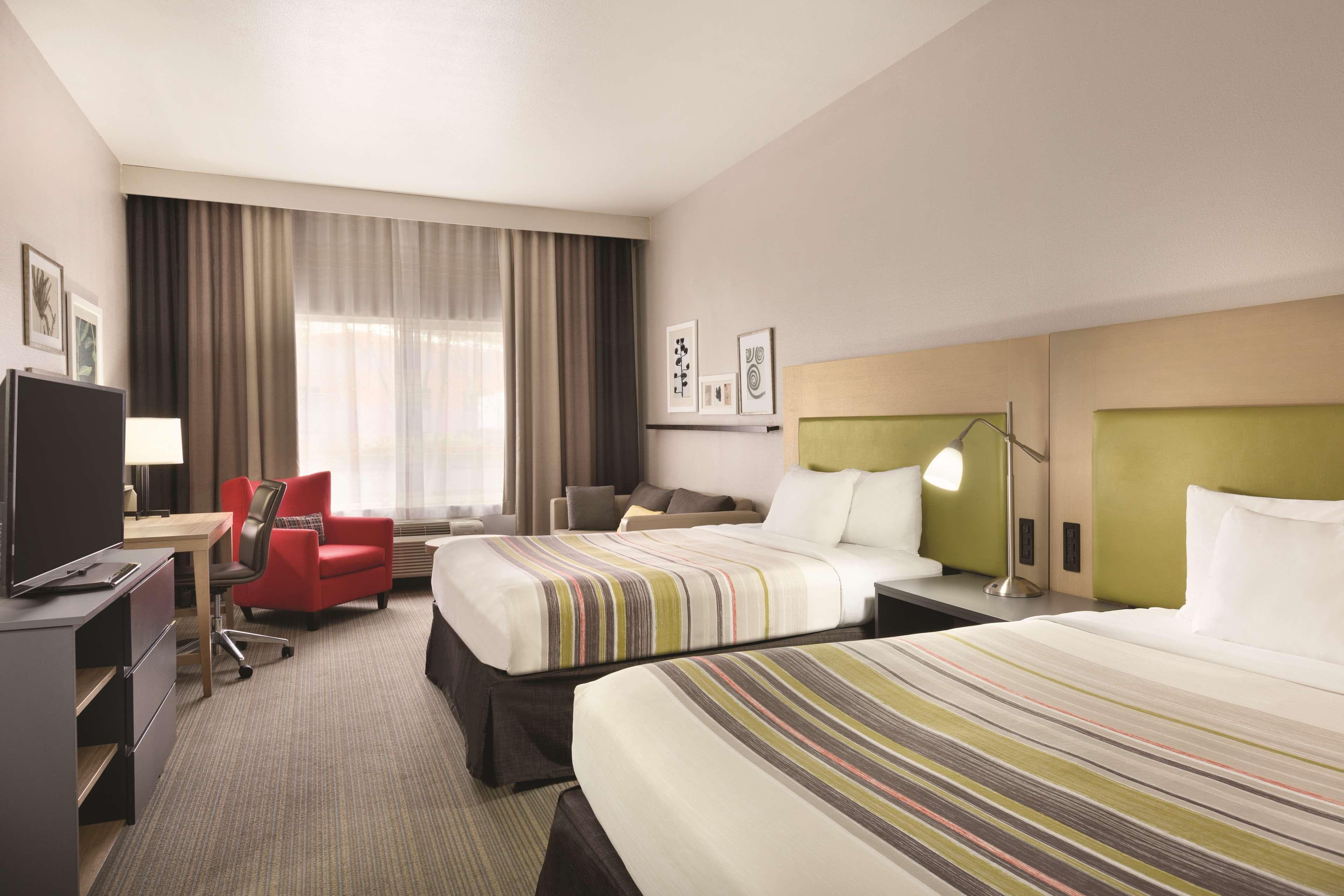 Country Inn & Suites by Radisson, Fresno North, CA — 18