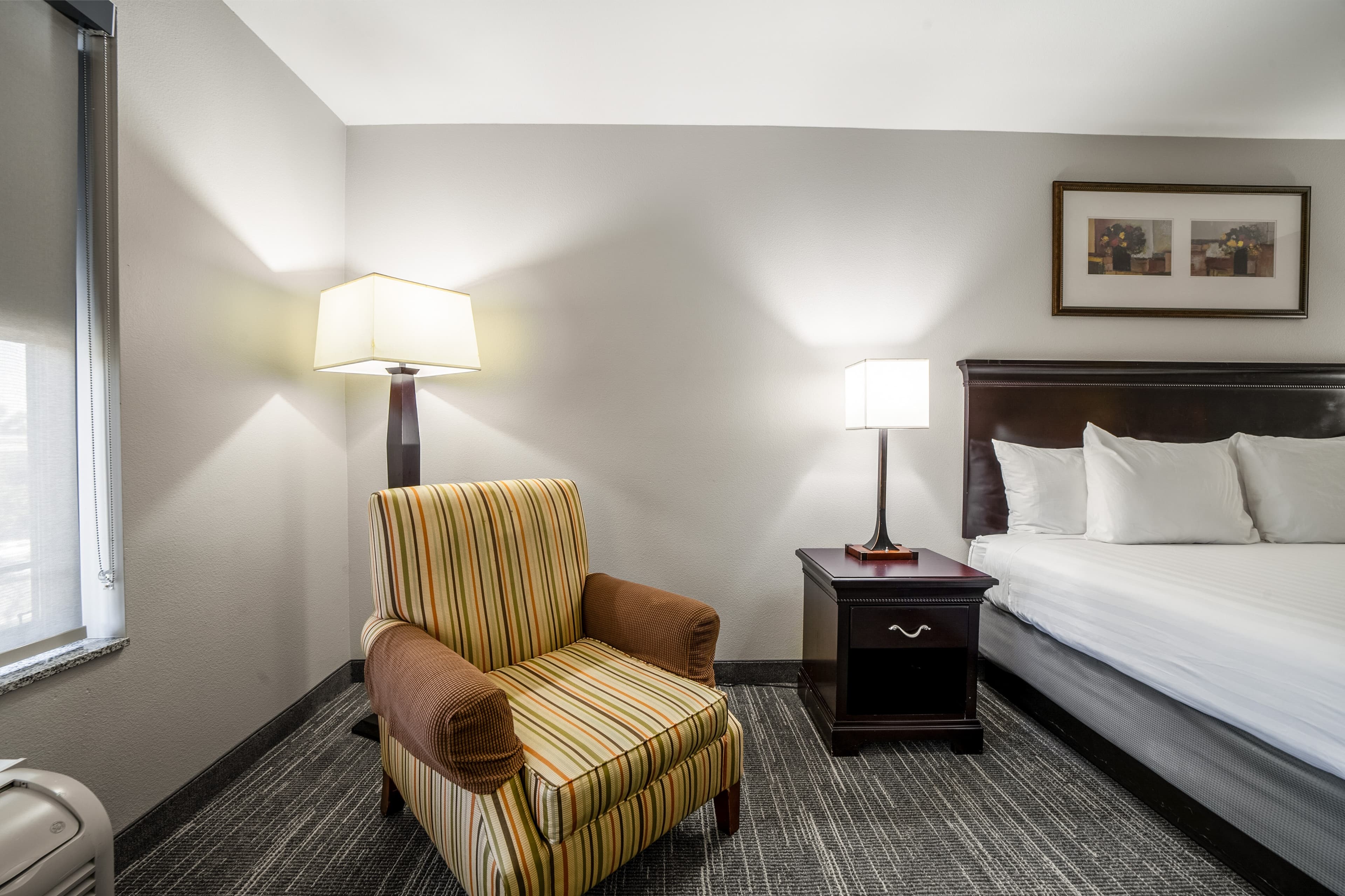 Country Inn & Suites by Radisson, Ontario at Ontario Mills, CA - Image 4