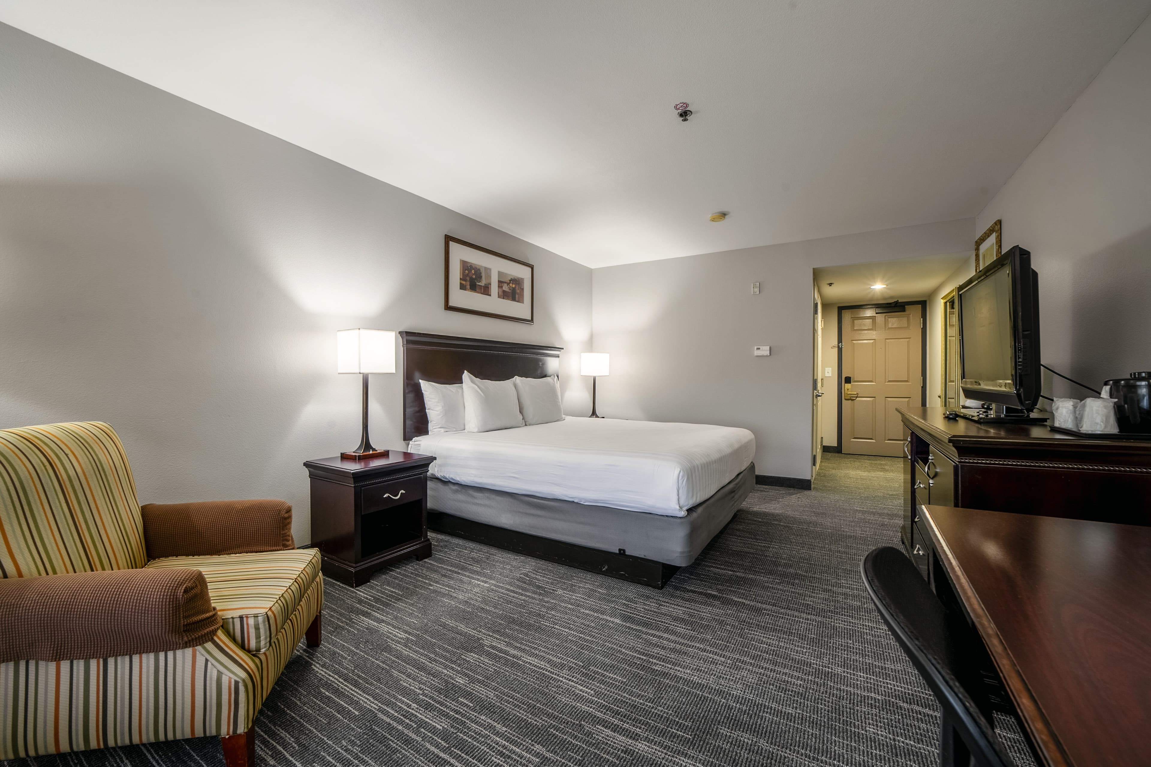 Country Inn & Suites by Radisson, Ontario at Ontario Mills, CA - Image 5