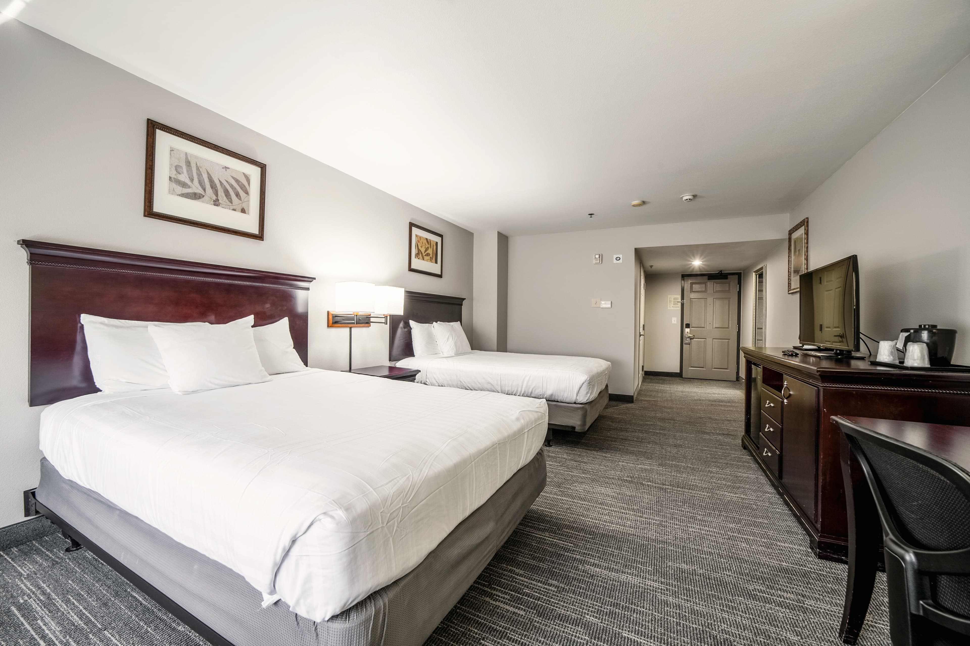 Country Inn & Suites by Radisson, Ontario at Ontario Mills, CA — 52
