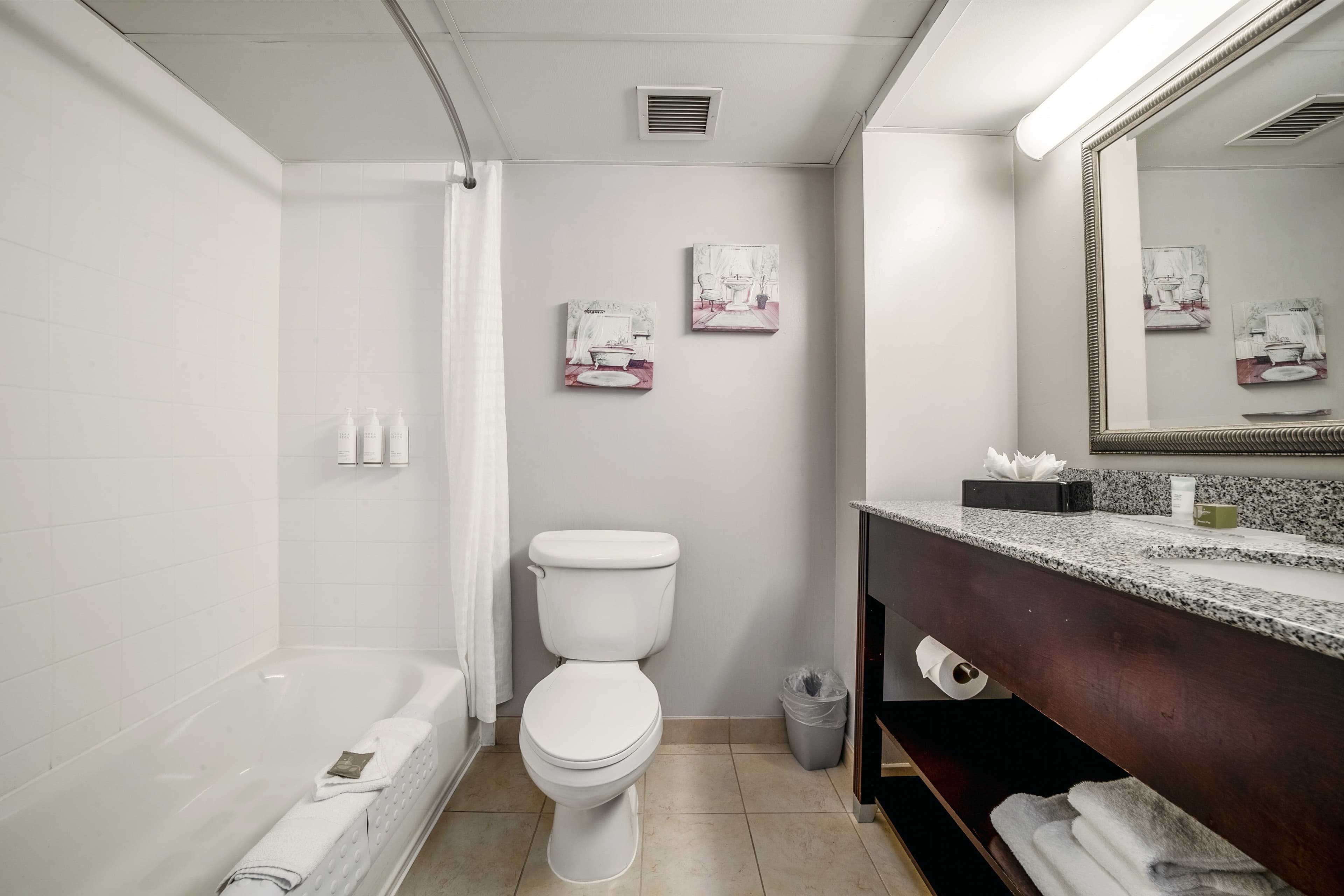 Country Inn & Suites by Radisson, Ontario at Ontario Mills, CA — 44
