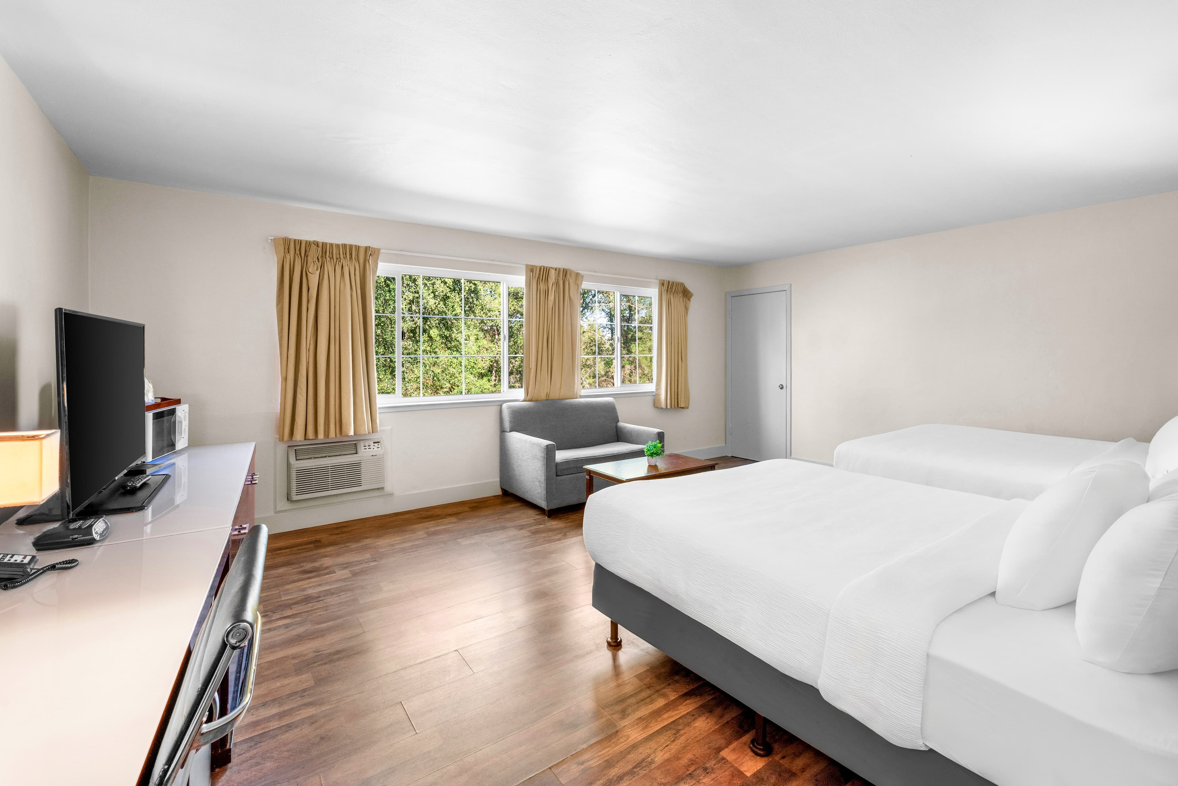 Quality Inn & Suites Jackson — 18