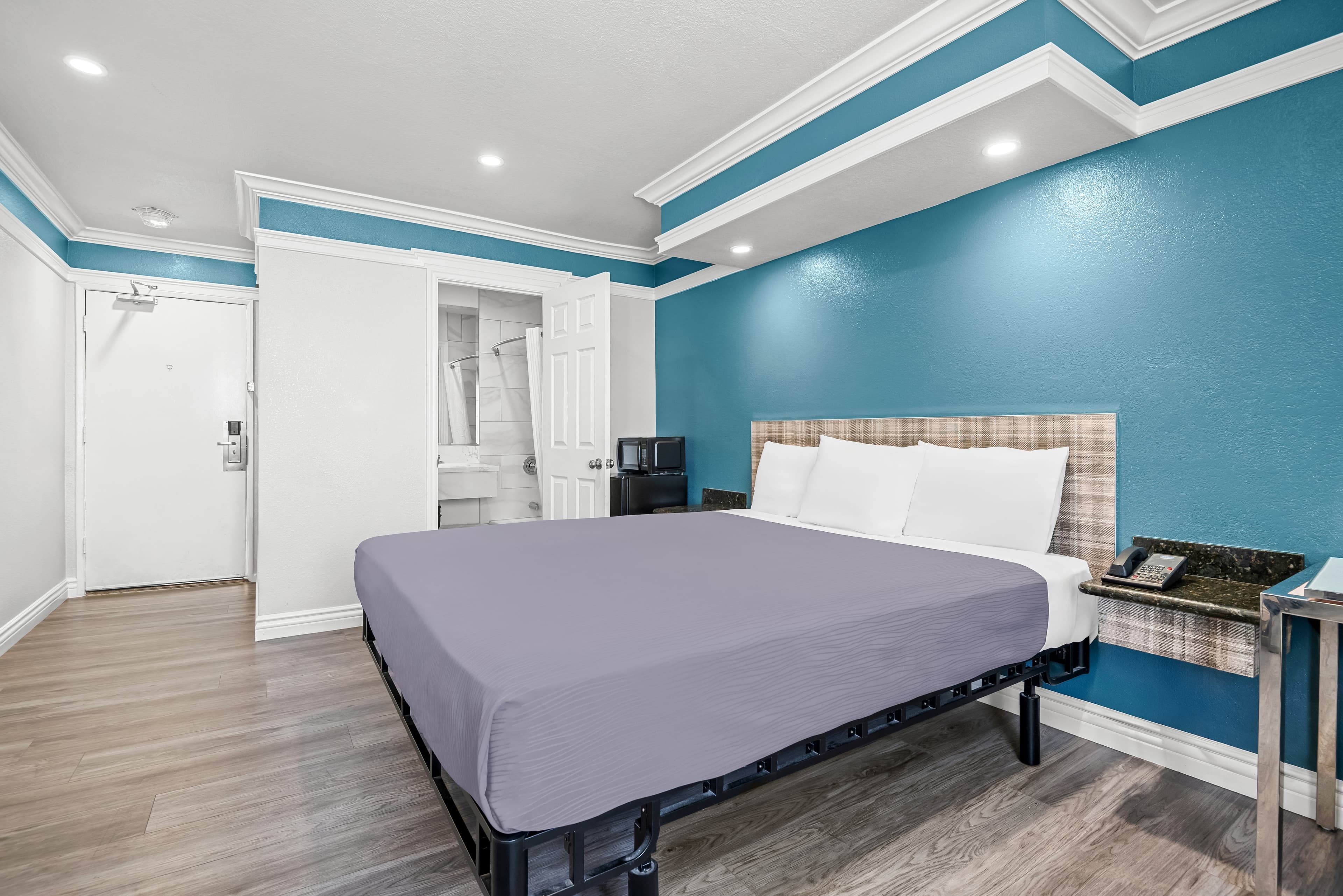 Rodeway Inn Commerce - Los Angeles — 4