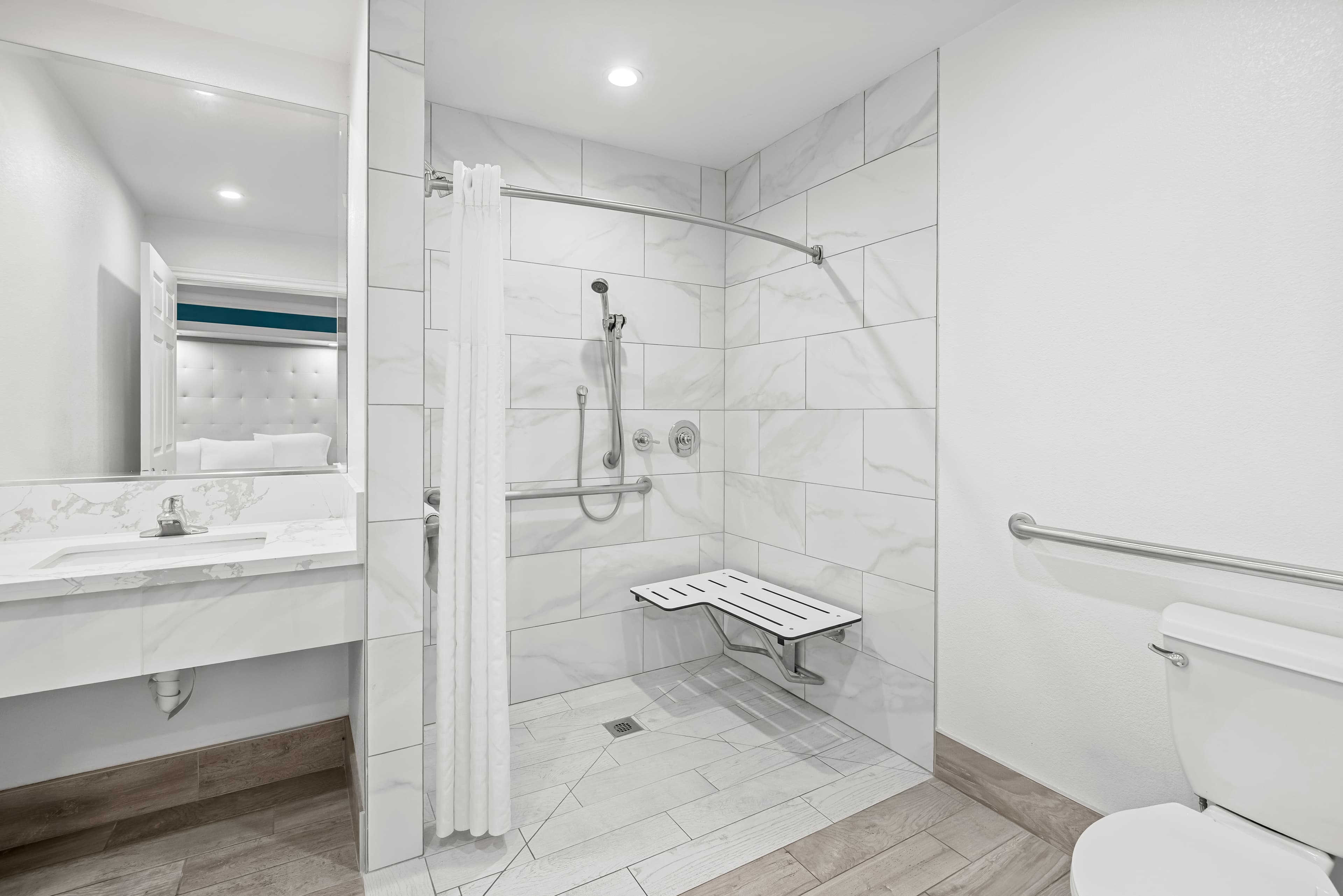 Rodeway Inn Commerce - Los Angeles — 9