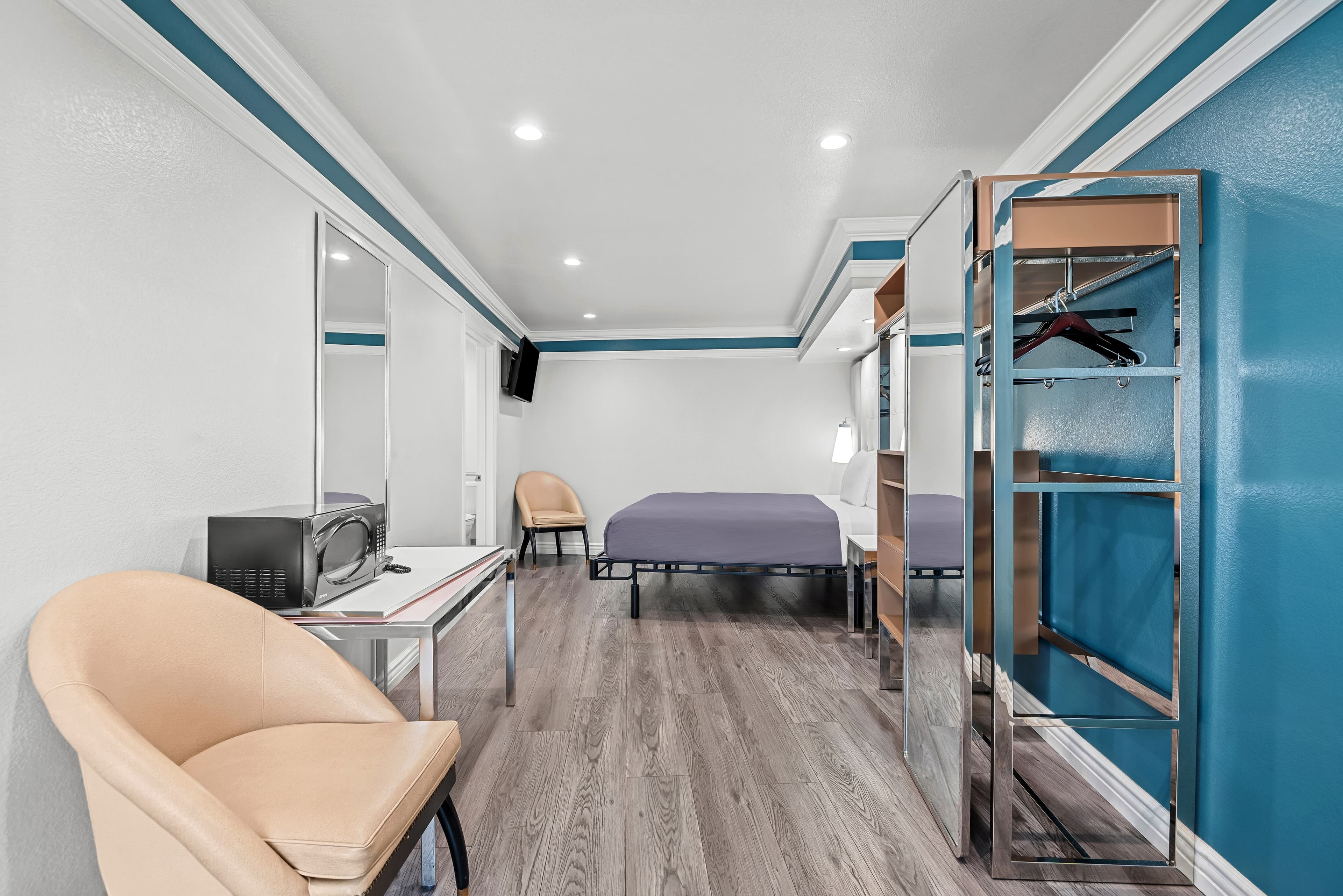 Rodeway Inn Commerce - Los Angeles — 18