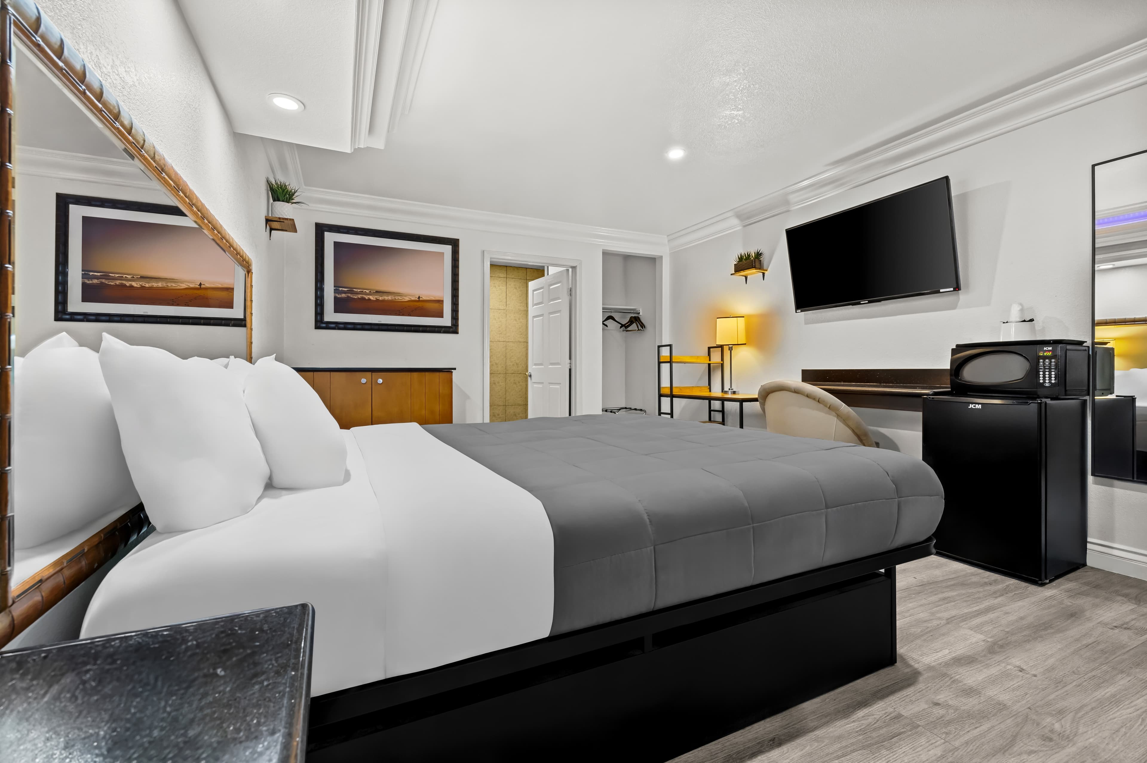 Rodeway Inn Santa Ana - Garden Grove — 9