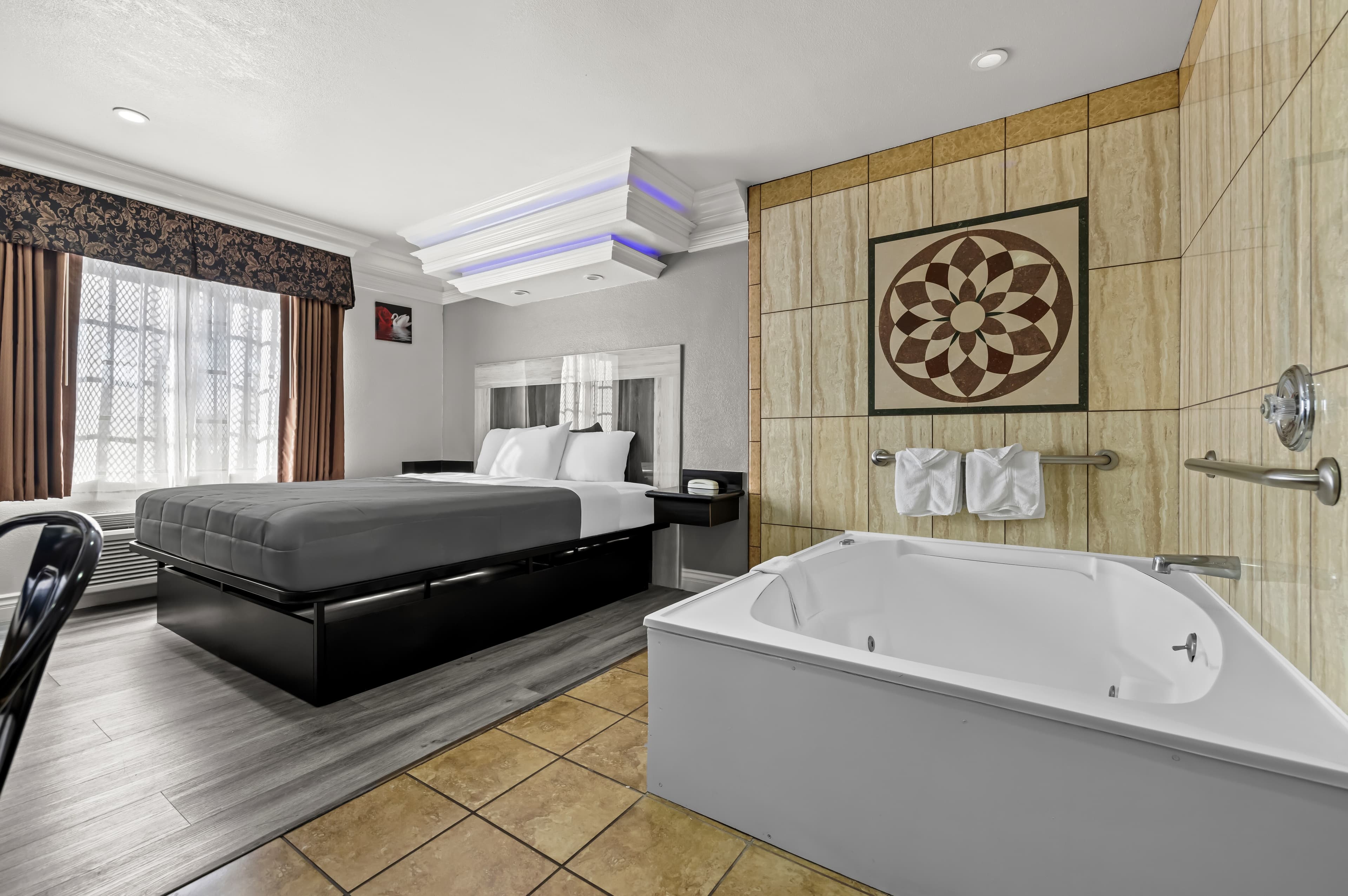 Rodeway Inn Santa Ana - Garden Grove — 16